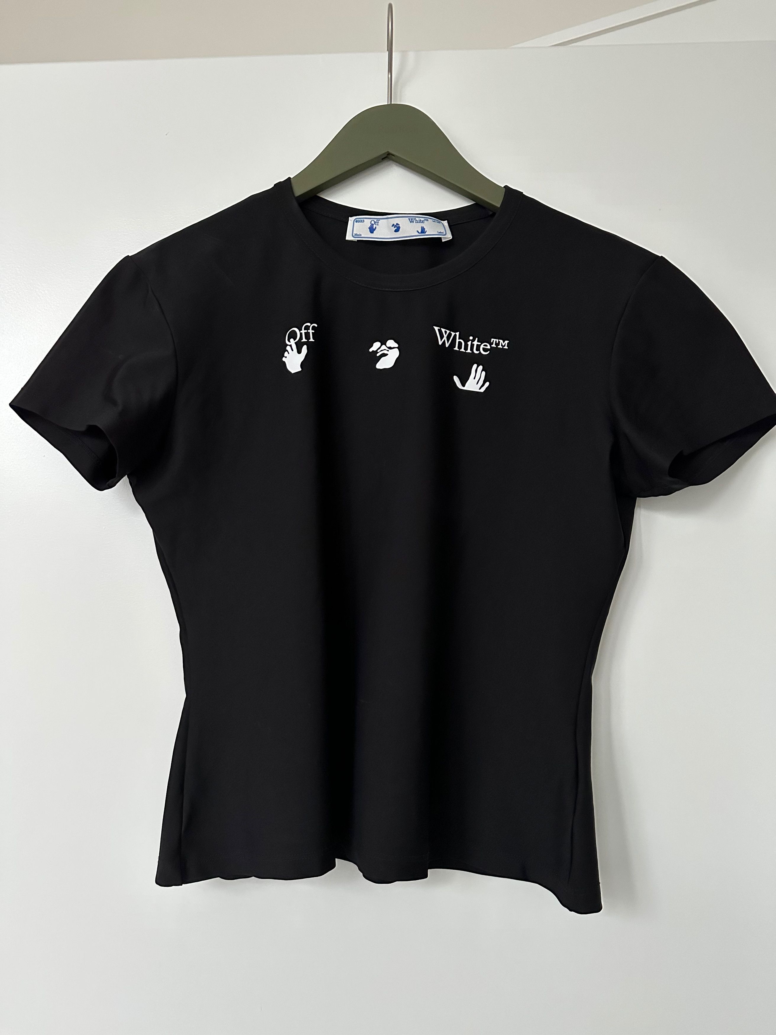 cropped off white t shirt