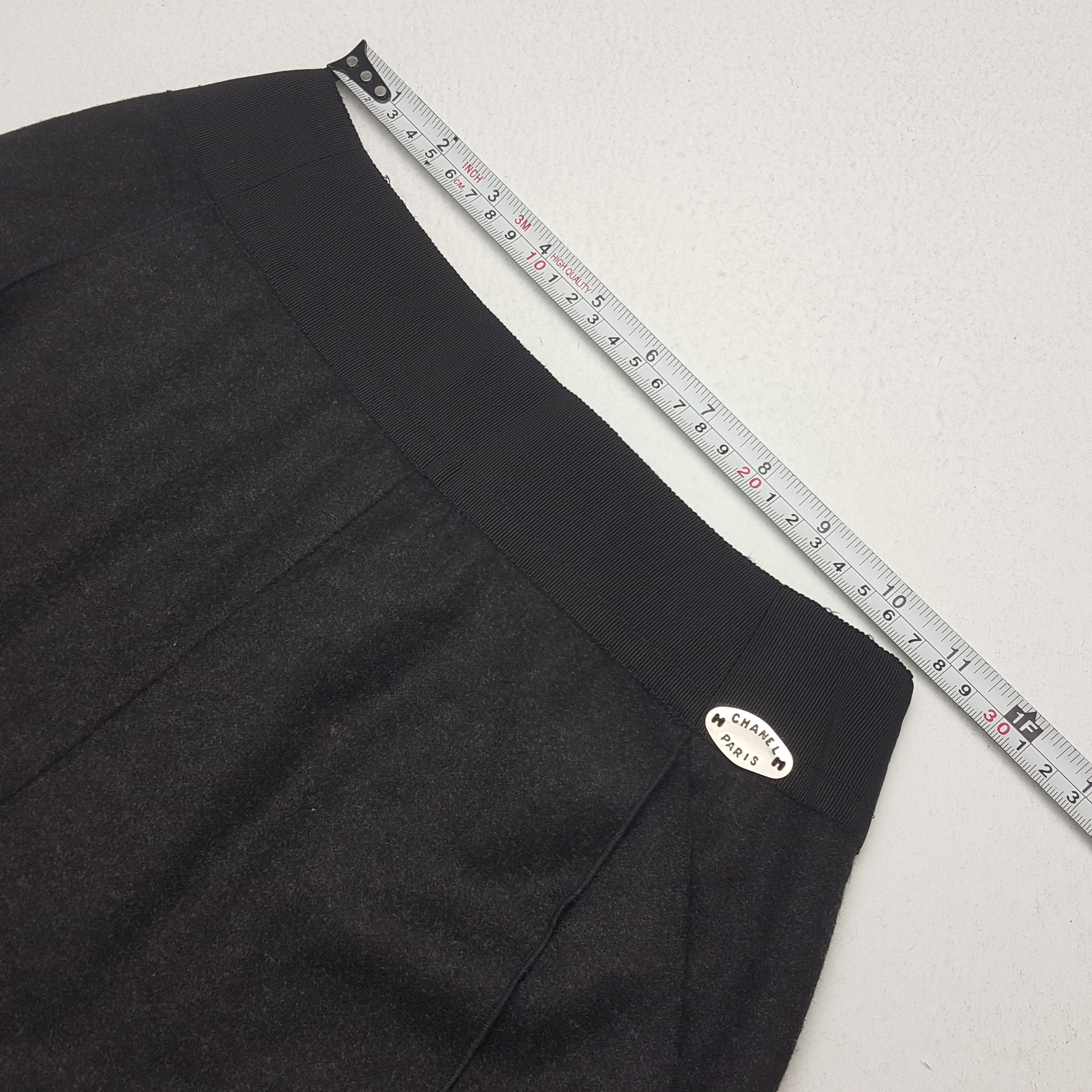 Chanel × Vintage Vintage CHANEL Italian Brand Designer Long Skirts Size 22" - 7 Thumbnail
