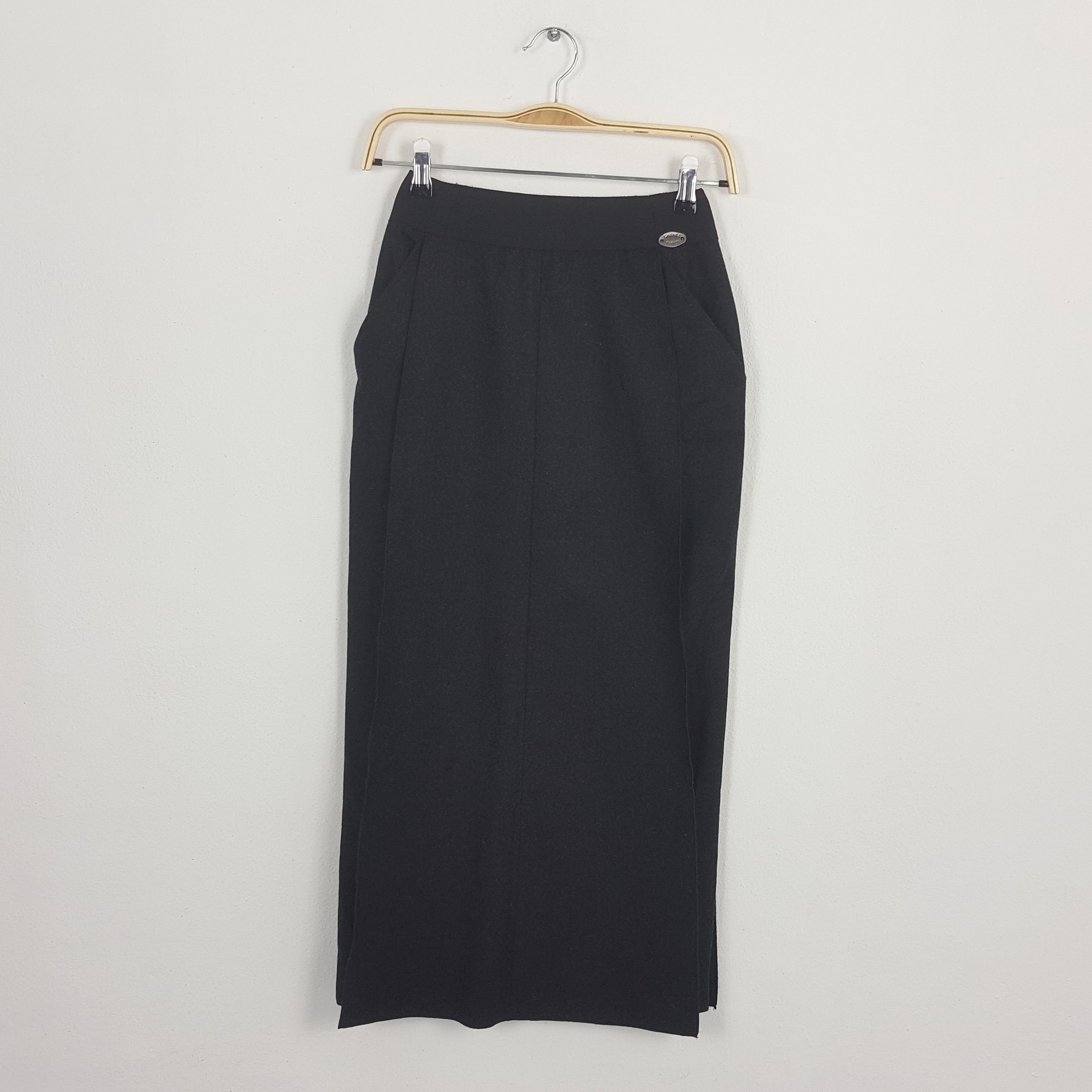Chanel × Vintage Vintage CHANEL Italian Brand Designer Long Skirts Size 22" - 1 Thumbnail