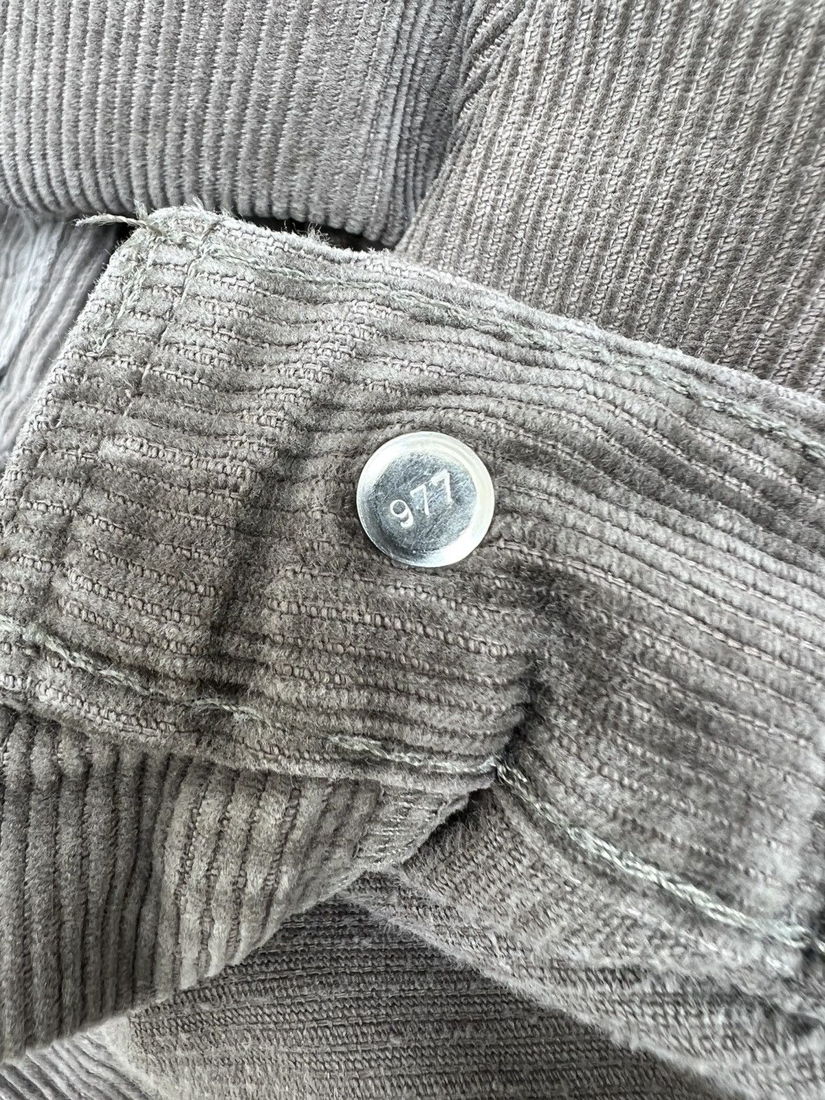 Levi's × Vintage Vintage 2000s Levi’s Silvertab Sun Fade Cord Trashed Pant Size US 33 - 23 Thumbnail