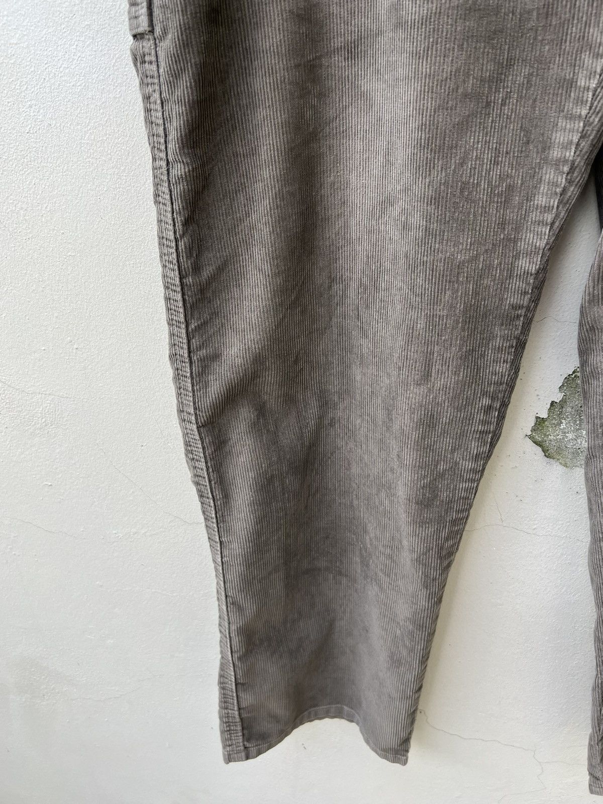 Levi's × Vintage Vintage 2000s Levi’s Silvertab Sun Fade Cord Trashed Pant Size US 33 - 10 Thumbnail