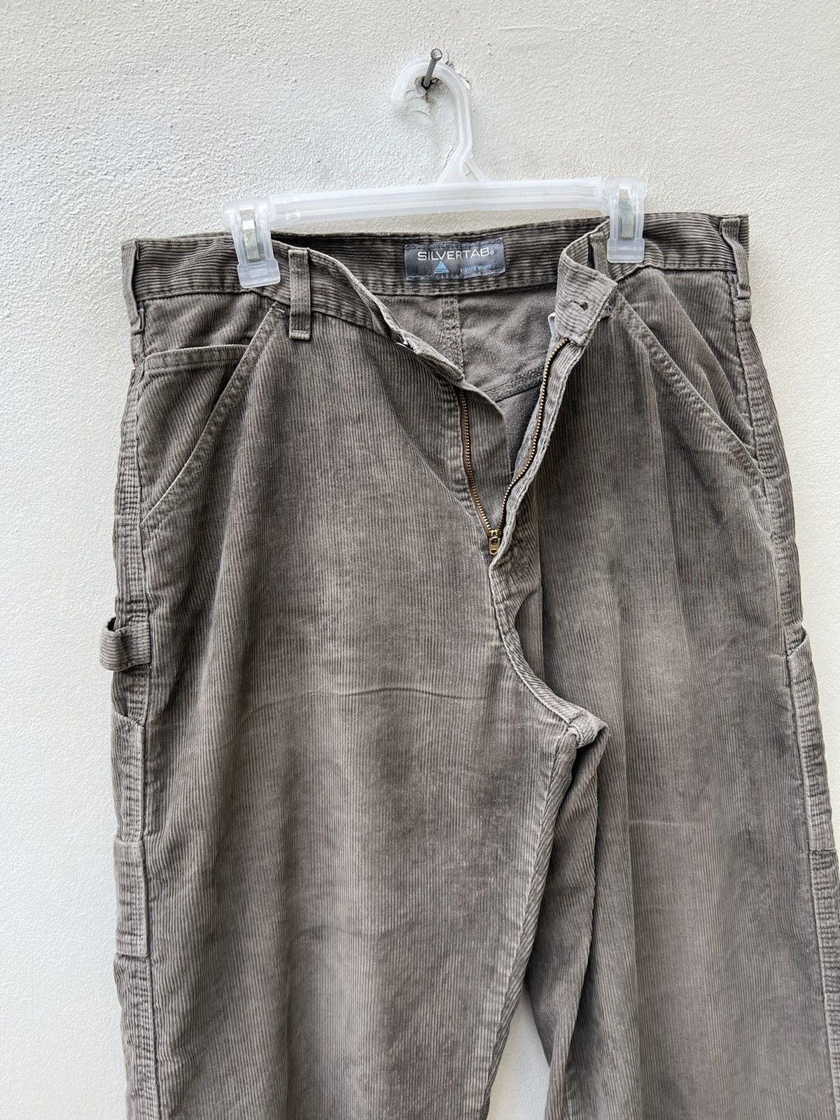 Levi's × Vintage Vintage 2000s Levi’s Silvertab Sun Fade Cord Trashed Pant Size US 33 - 9 Thumbnail