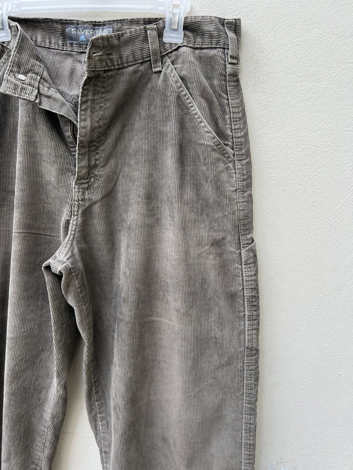Levi's × Vintage Vintage 2000s Levi’s Silvertab Sun Fade Cord Trashed Pant Size US 33 - 11 Thumbnail