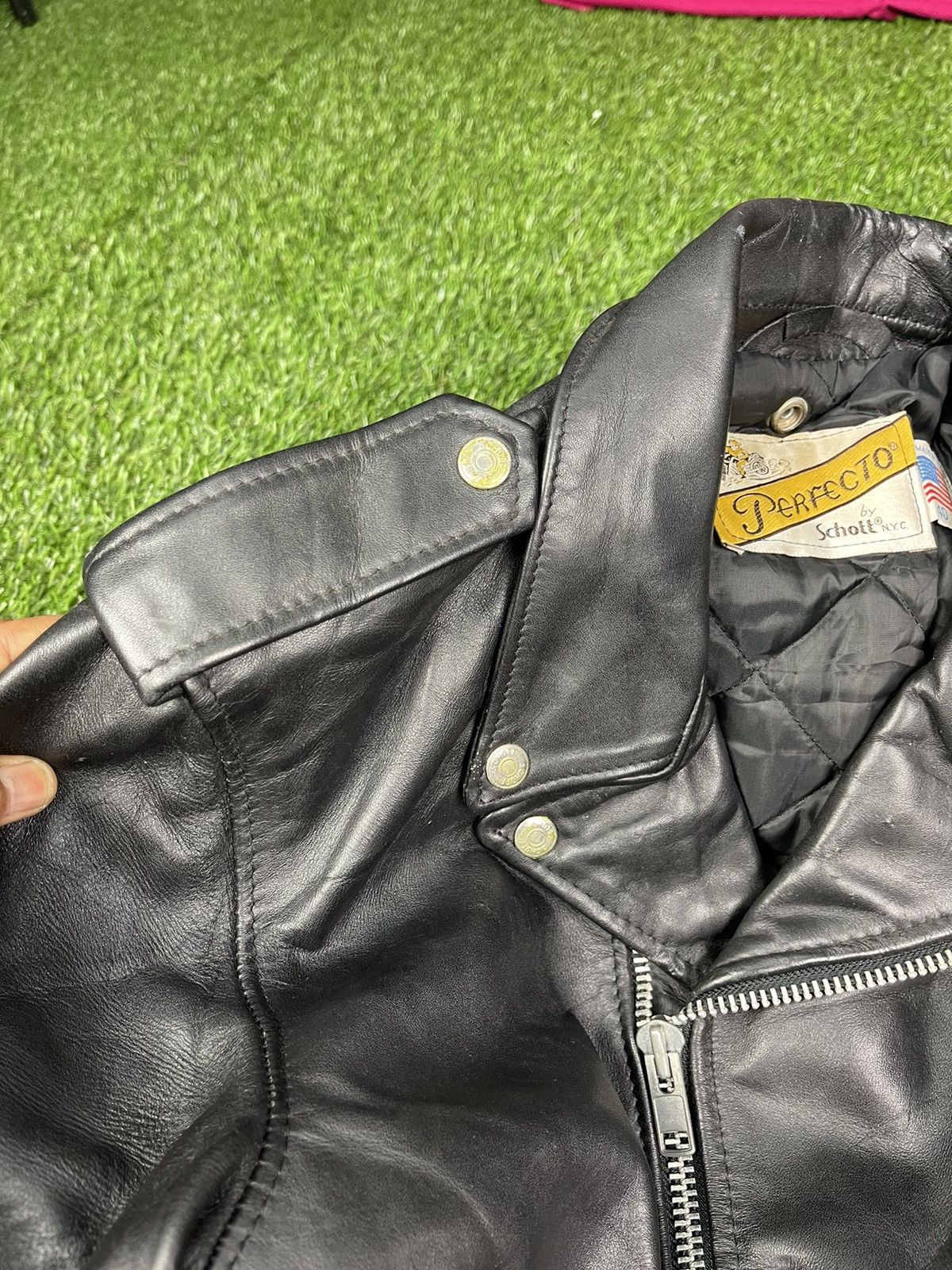 Schott 618Vintage Schott Perfecto Size US M / EU 48-50 / 2 - 10 Thumbnail