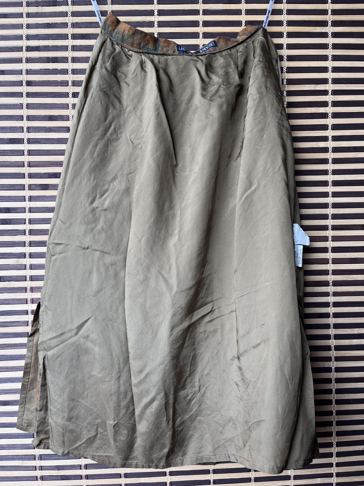 Burberry × Vintage Vintage Burberrys Midi Skirt Size 24" / US 00 / IT 34 - 16 Thumbnail