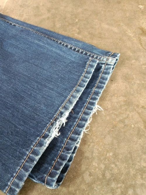Levi's Vintage Levi's Jeans 514 Straight Leg Distressed Denim 34x30 Size US 34 / EU 50 - 3 Thumbnail