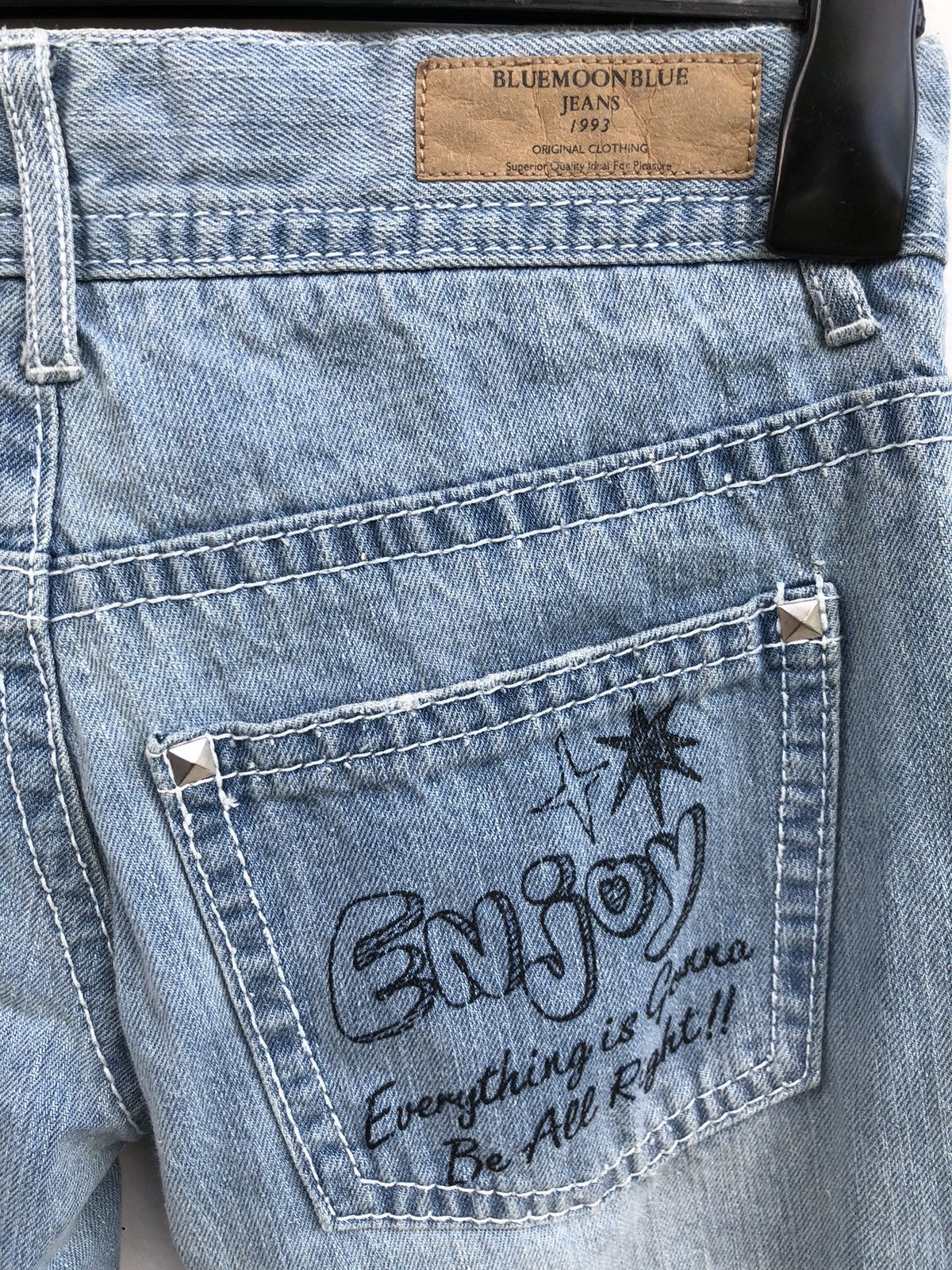 Hysteric Glamour × Japanese Brand × Vintage Japanese Brand Blue Moon Distressed Jean Size US 26 / EU 42 - 7 Thumbnail