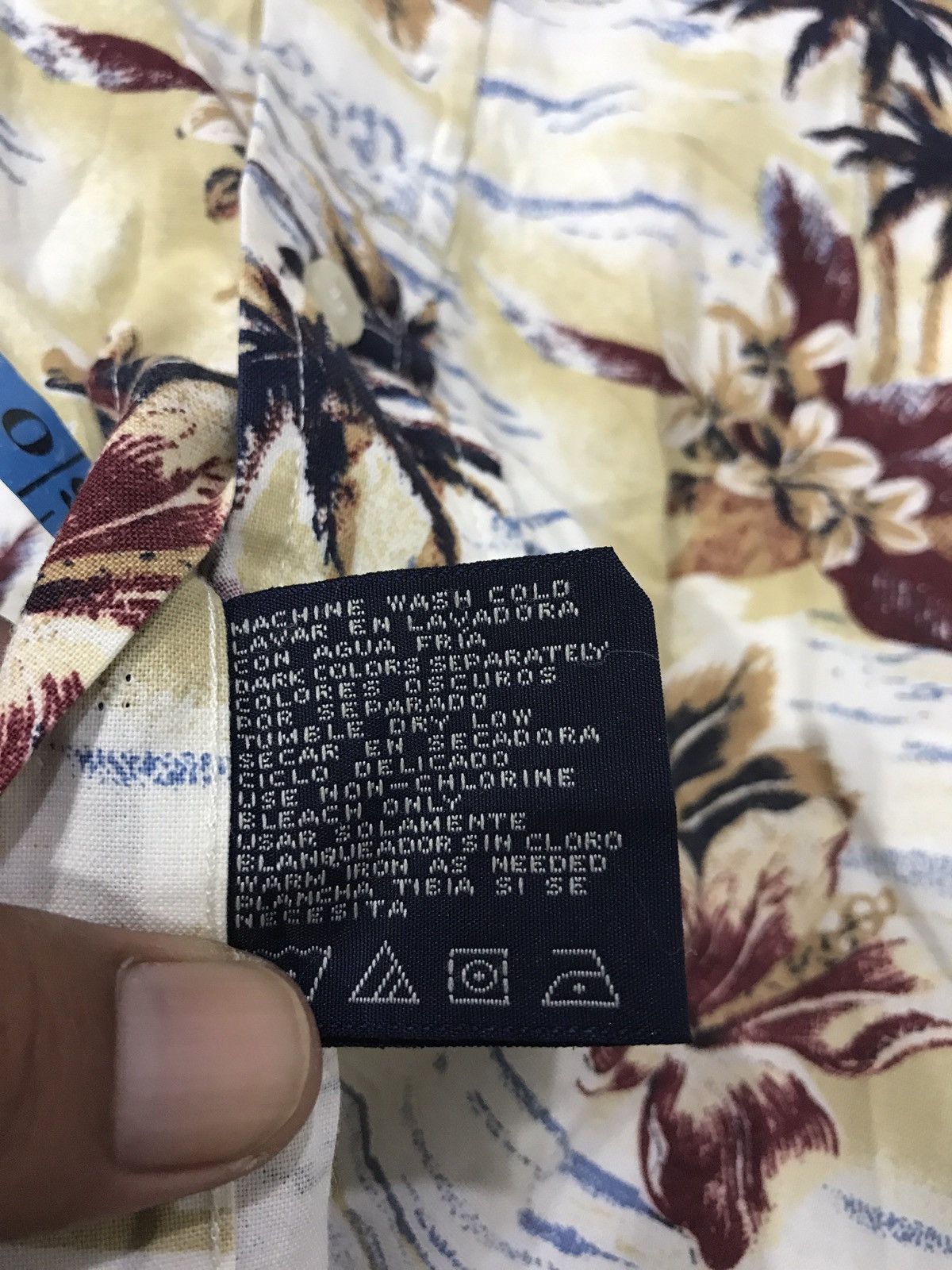 Designer CROSSING Hawaii Shirt Size US M / EU 48-50 / 2 - 8 Thumbnail