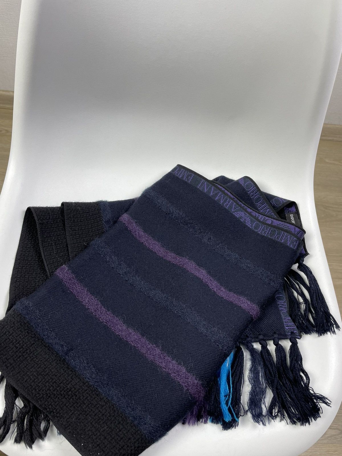 Emporio Armani Emporio Armani Logo Scarf Size ONE SIZE - 1 Thumbnail