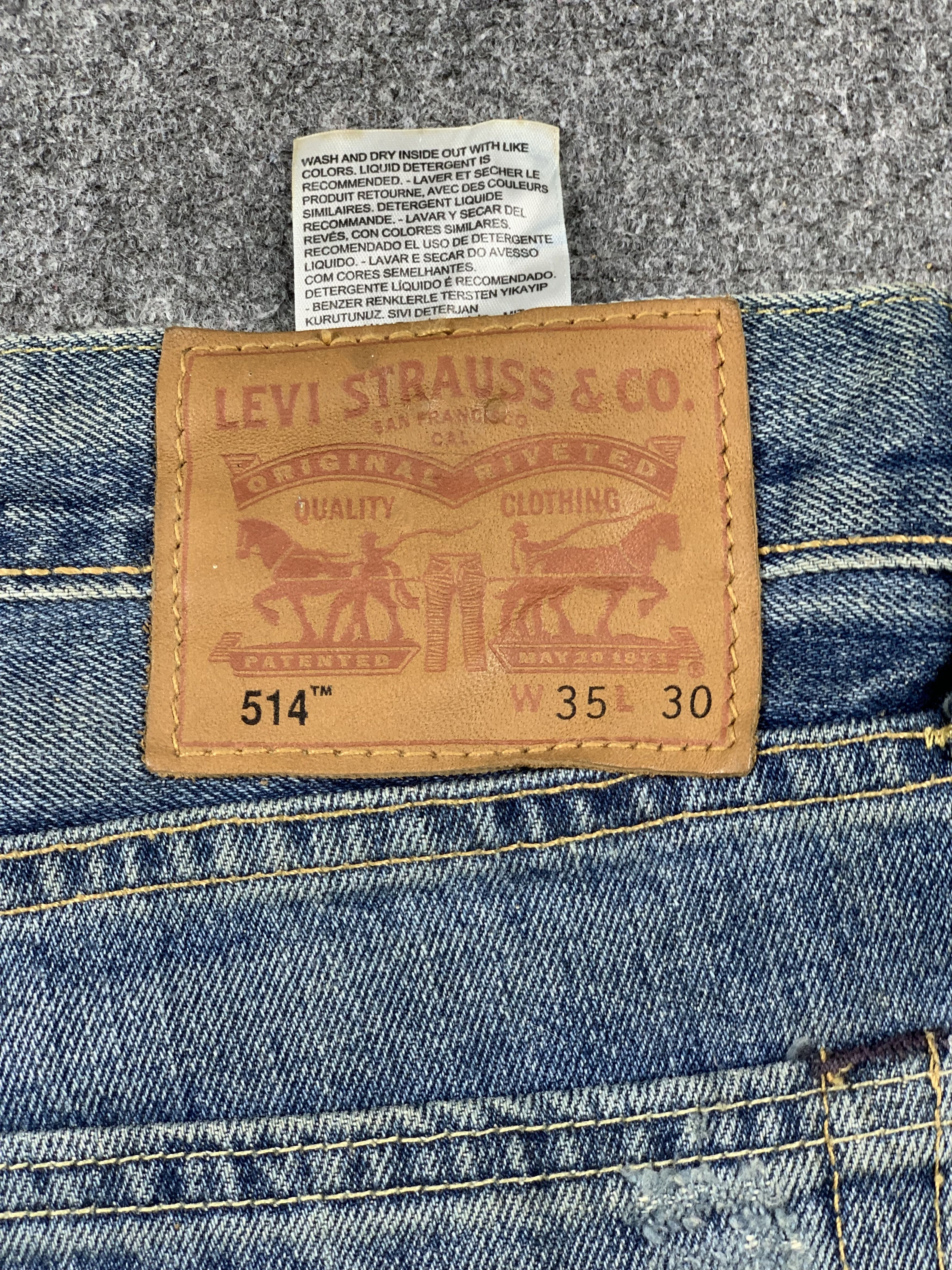 Levi's Vintage Distressed Levis 514 Faded Blue Jeans DP2038 Size US 35 - 4 Thumbnail