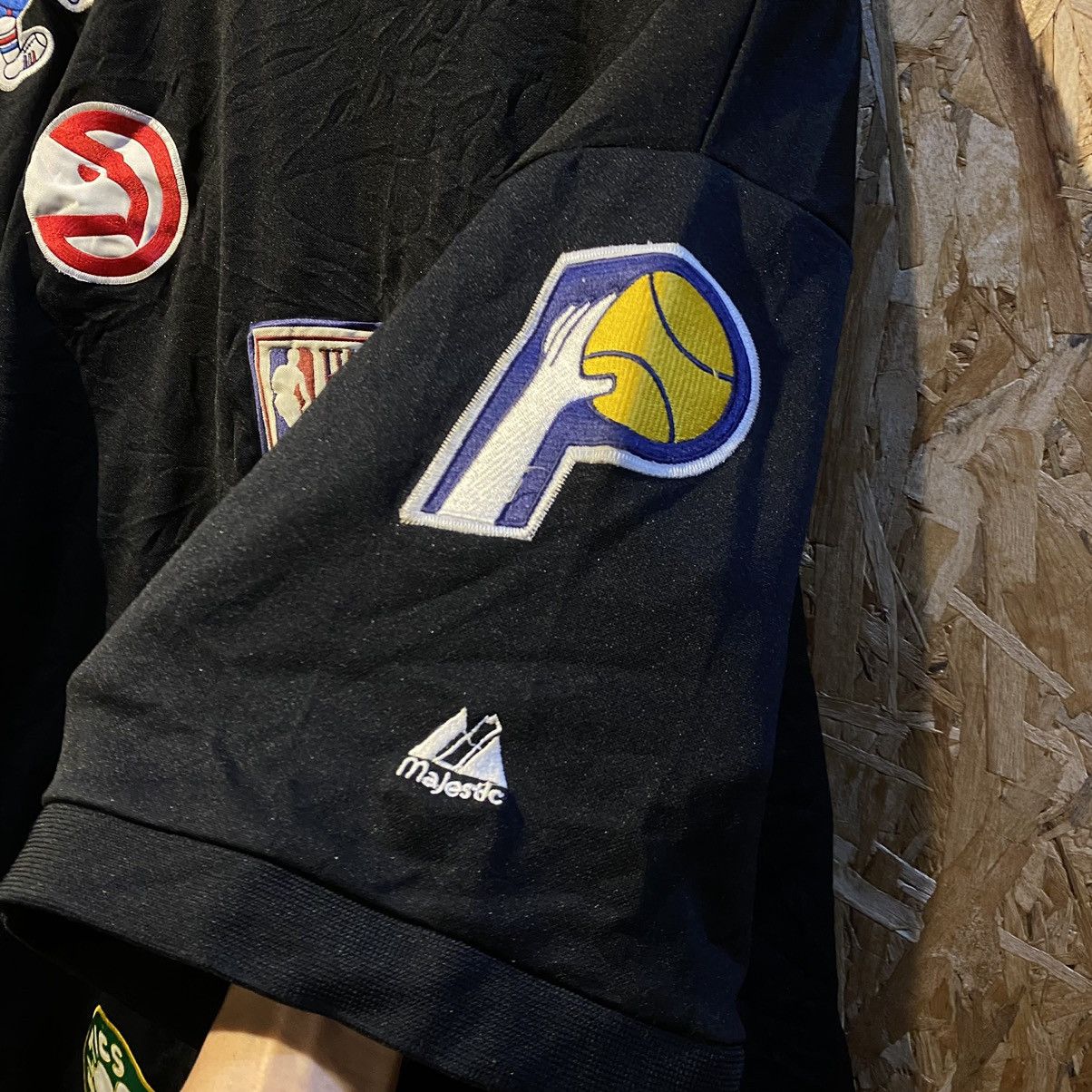 Majestic × NBA Vintage All Over NBA Patches Warm Up Jersey Shirt Size US XXL / EU 58 / 5 - 10 Thumbnail