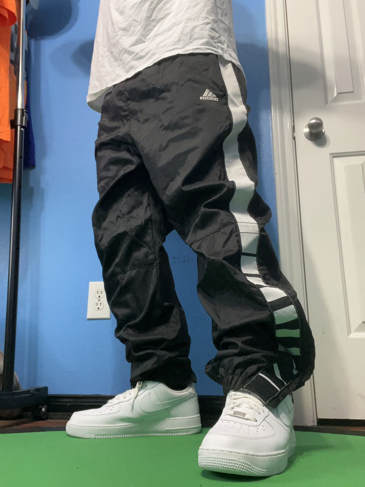 Adidas × Vintage Vintage Adidas Track Pants - XL Size US 38 / EU 54 - 8 Thumbnail