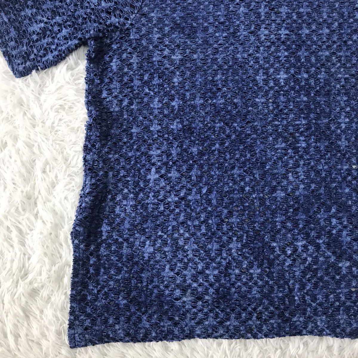 Japanese Brand 💥Nice Cutting Art Short Sleeve Top Petit Wild Size US L / EU 52-54 / 3 - 6 Thumbnail
