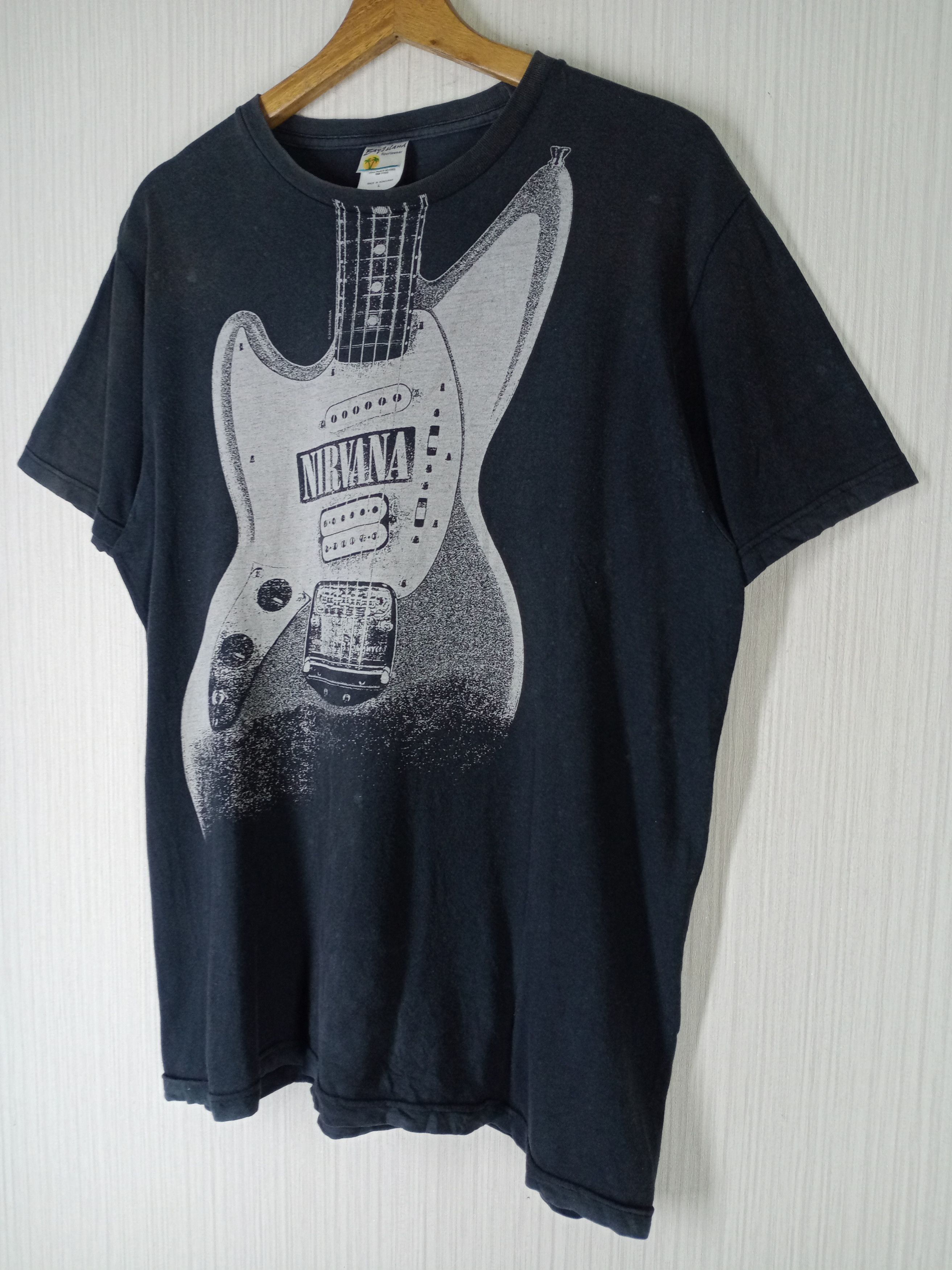 Nirvana Rare Vintage 2005 Nirvana Tshirt Size US L / EU 52-54 / 3 - 5 Thumbnail