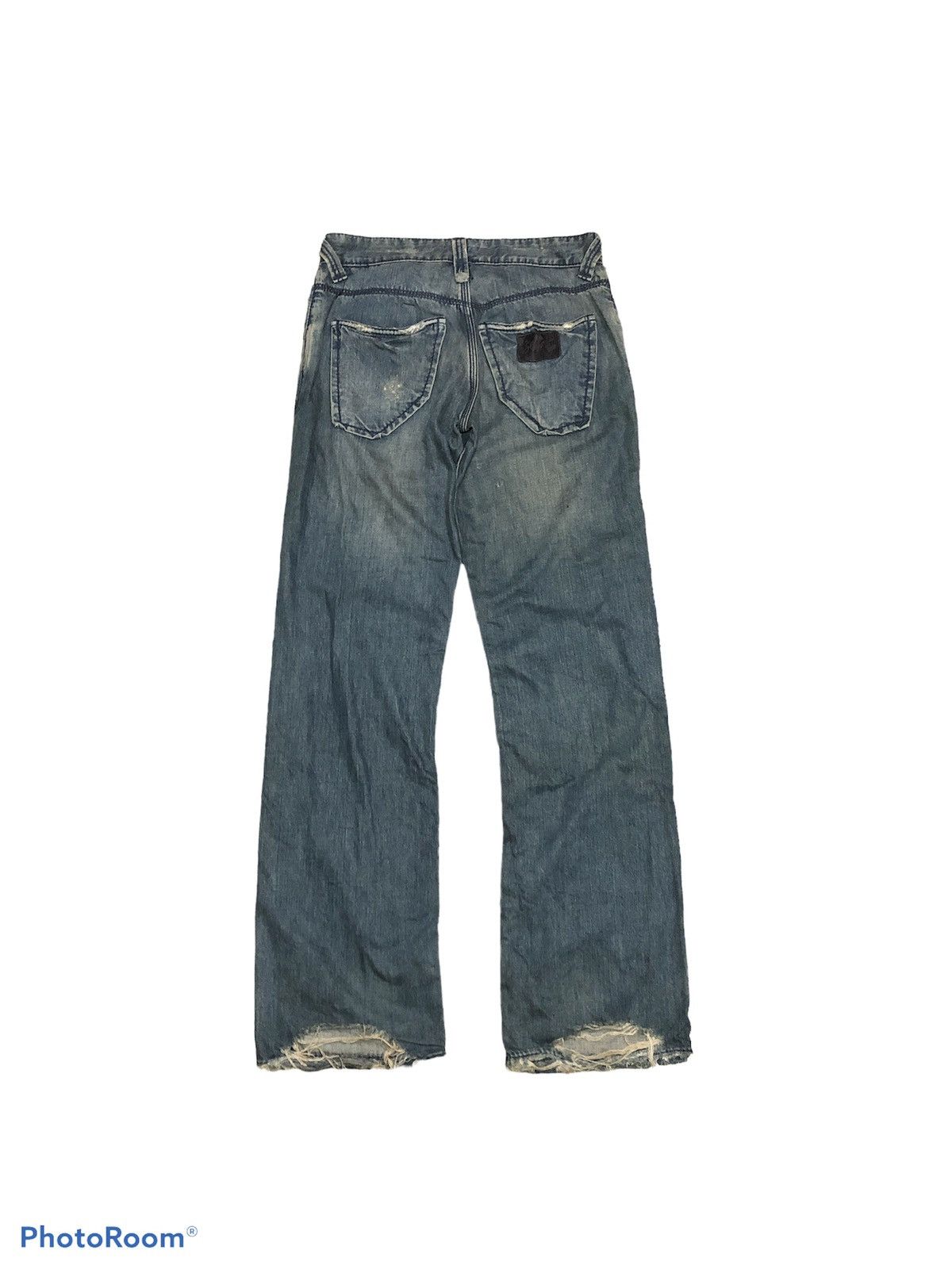 STITCH'S DAKOTA WASHED BLUE DISTRESSED DENIM