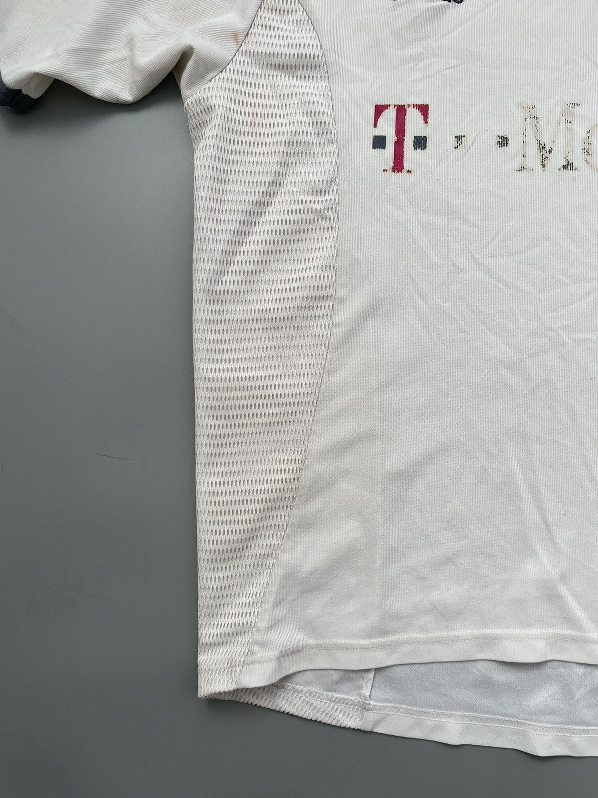 Adidas Bayern Munich Football Jersey Tricot 2002 - 2004 Adidas Size US M / EU 48-50 / 2 - 6 Thumbnail