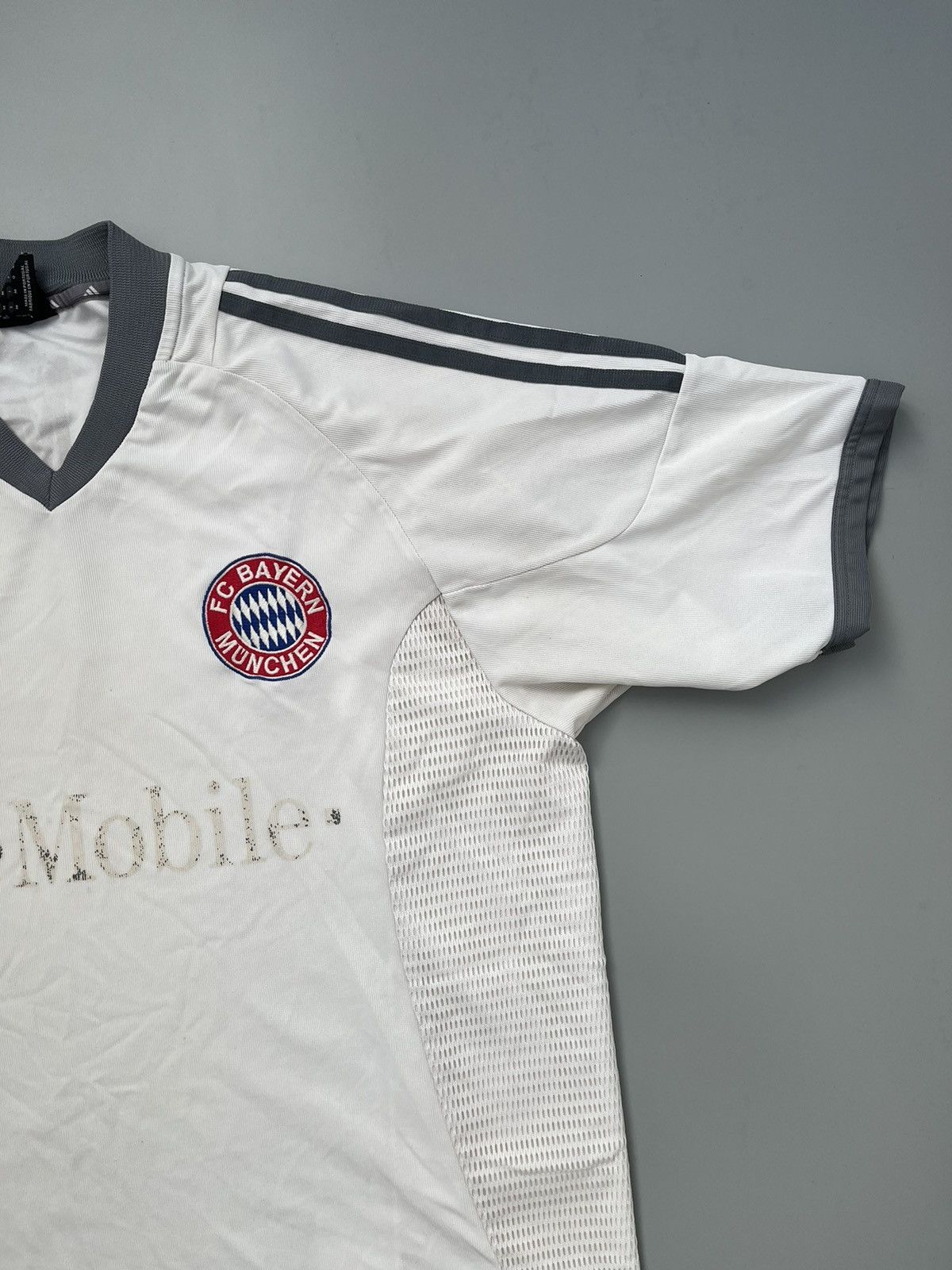 Adidas Bayern Munich Football Jersey Tricot 2002 - 2004 Adidas Size US M / EU 48-50 / 2 - 5 Thumbnail