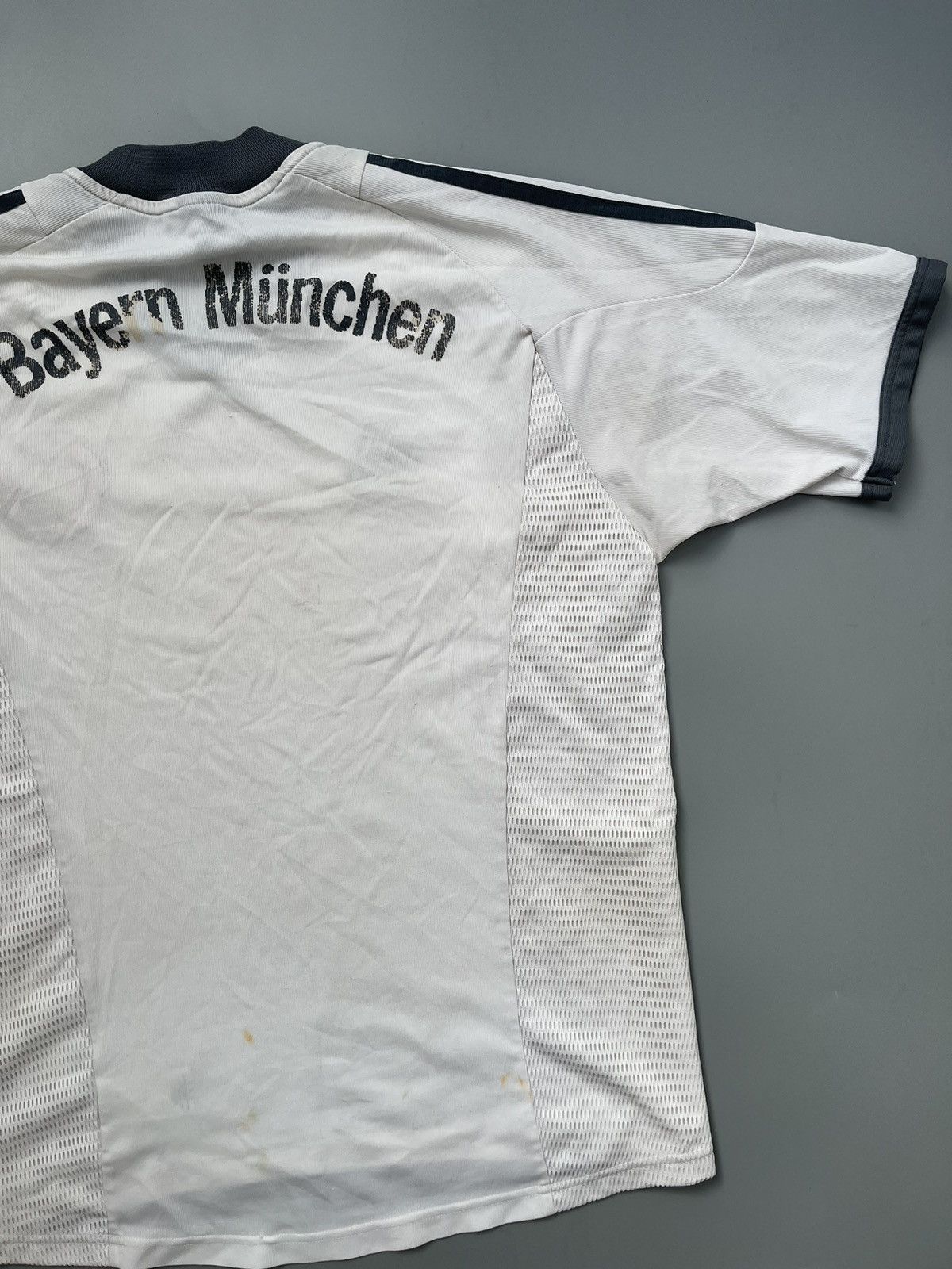 Adidas Bayern Munich Football Jersey Tricot 2002 - 2004 Adidas Size US M / EU 48-50 / 2 - 15 Thumbnail