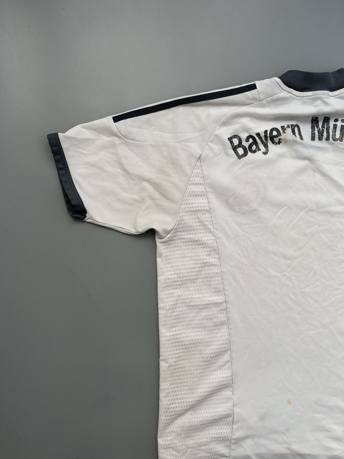 Adidas Bayern Munich Football Jersey Tricot 2002 - 2004 Adidas Size US M / EU 48-50 / 2 - 14 Thumbnail