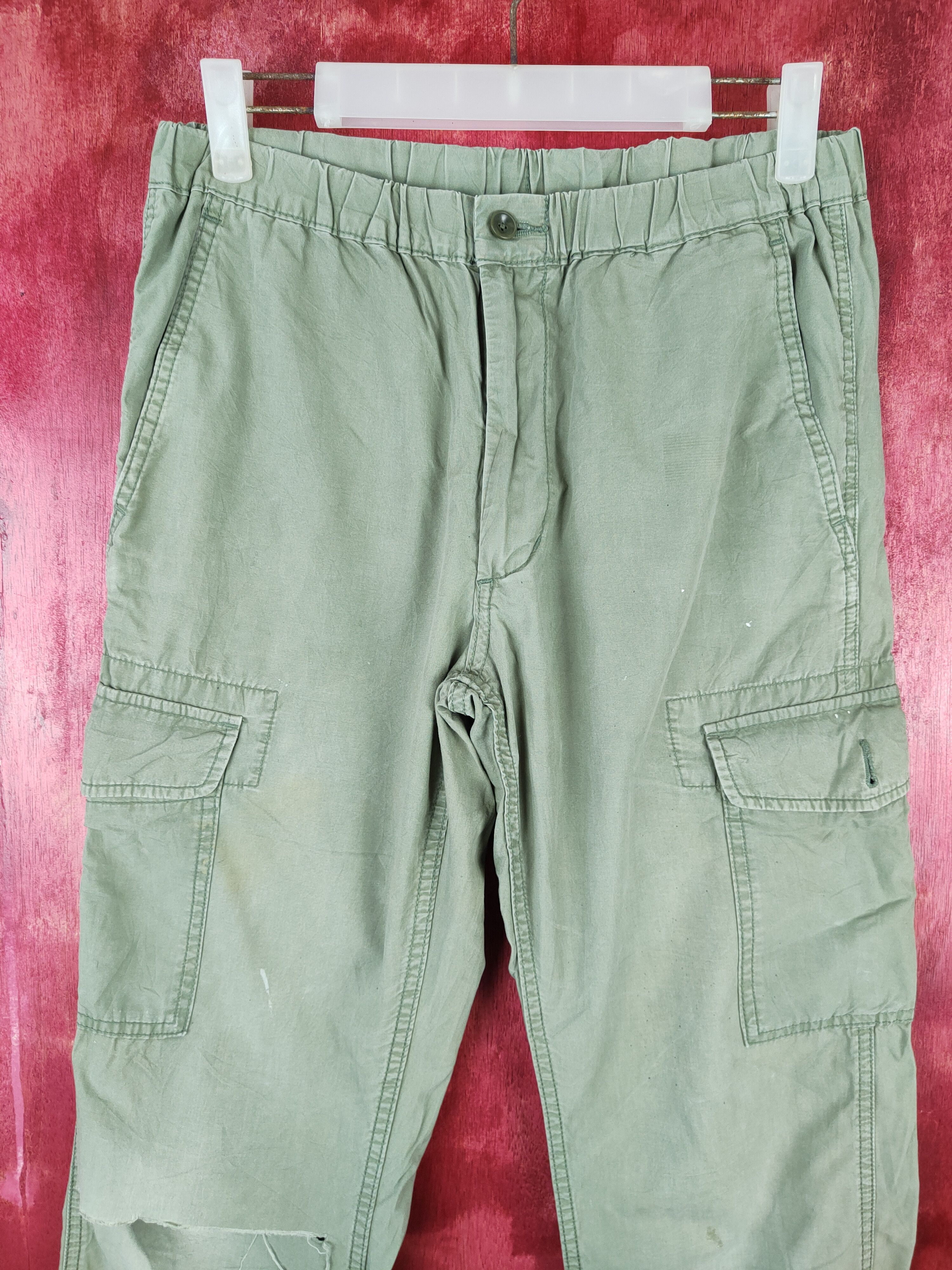 Japanese Brand × Uniqlo Uniqlo Army Green Multi Pocket Tactical Cargo Pants #5941 Size US 28 / EU 44 - 2 Thumbnail
