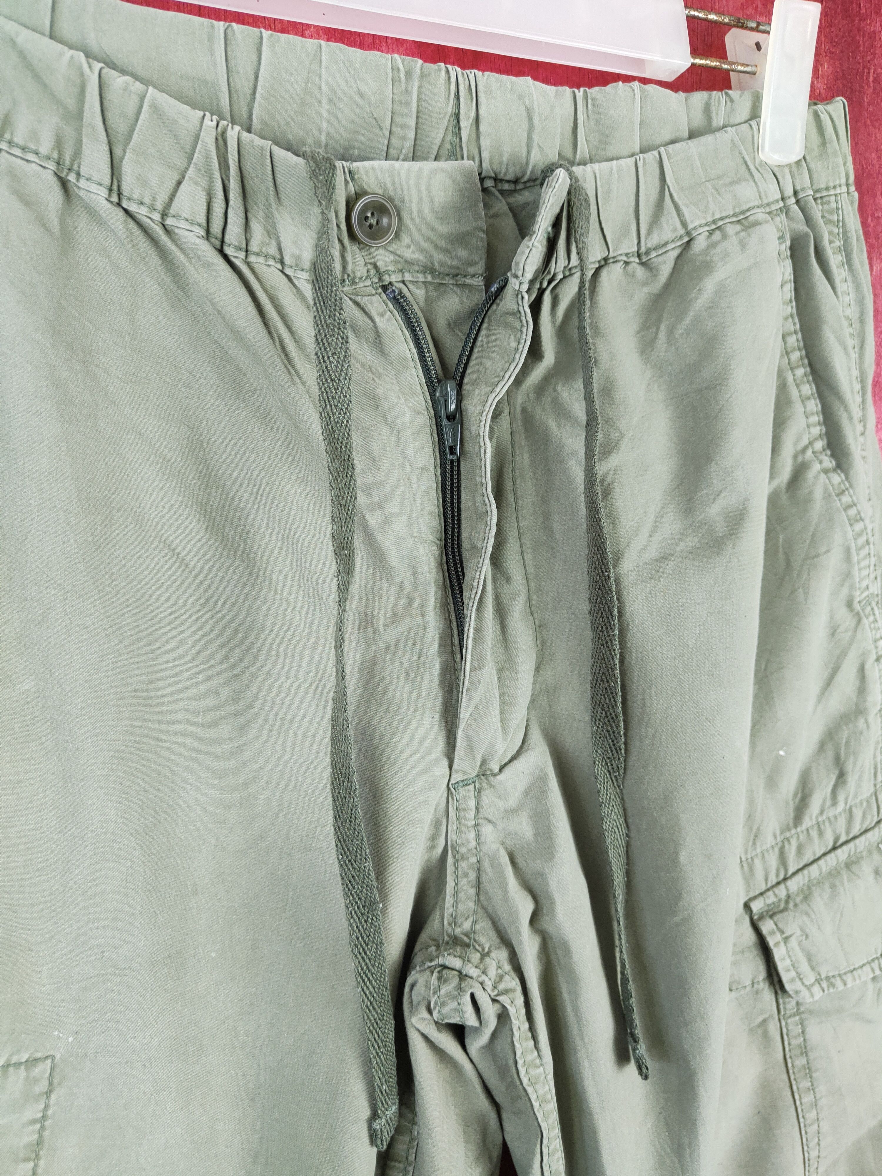 Japanese Brand × Uniqlo Uniqlo Army Green Multi Pocket Tactical Cargo Pants #5941 Size US 28 / EU 44 - 3 Thumbnail