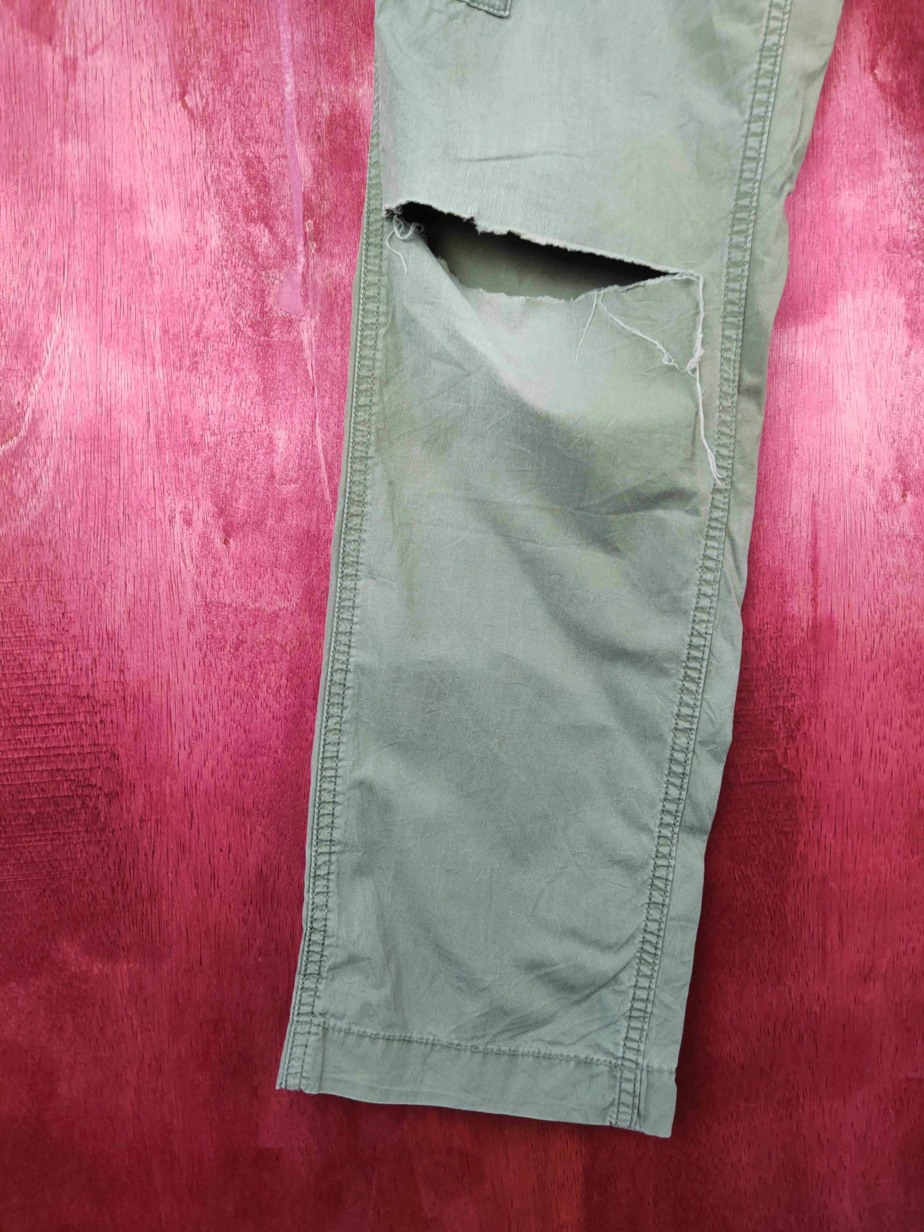 Japanese Brand × Uniqlo Uniqlo Army Green Multi Pocket Tactical Cargo Pants #5941 Size US 28 / EU 44 - 5 Thumbnail