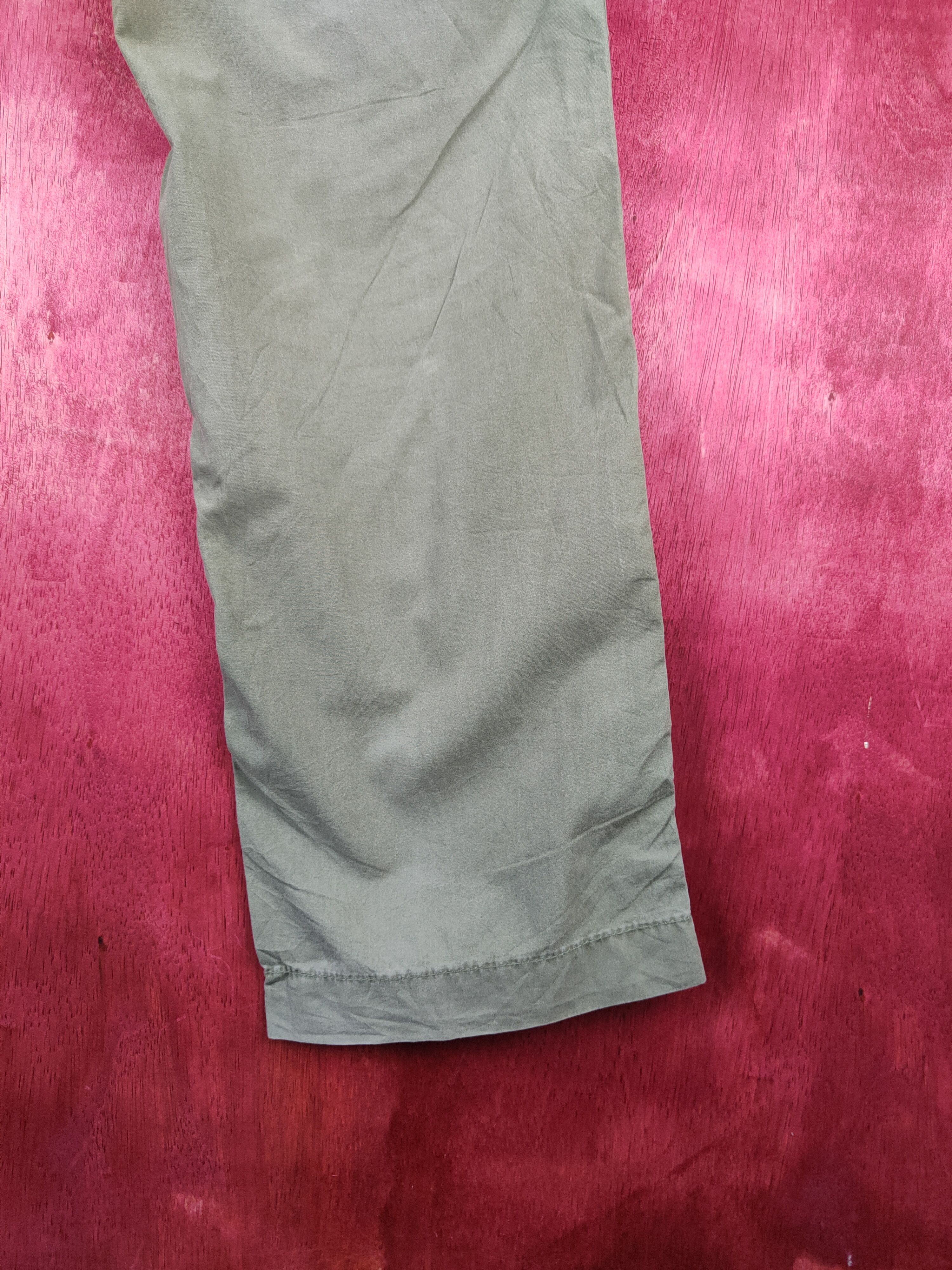 Japanese Brand × Uniqlo Uniqlo Army Green Multi Pocket Tactical Cargo Pants #5941 Size US 28 / EU 44 - 12 Thumbnail
