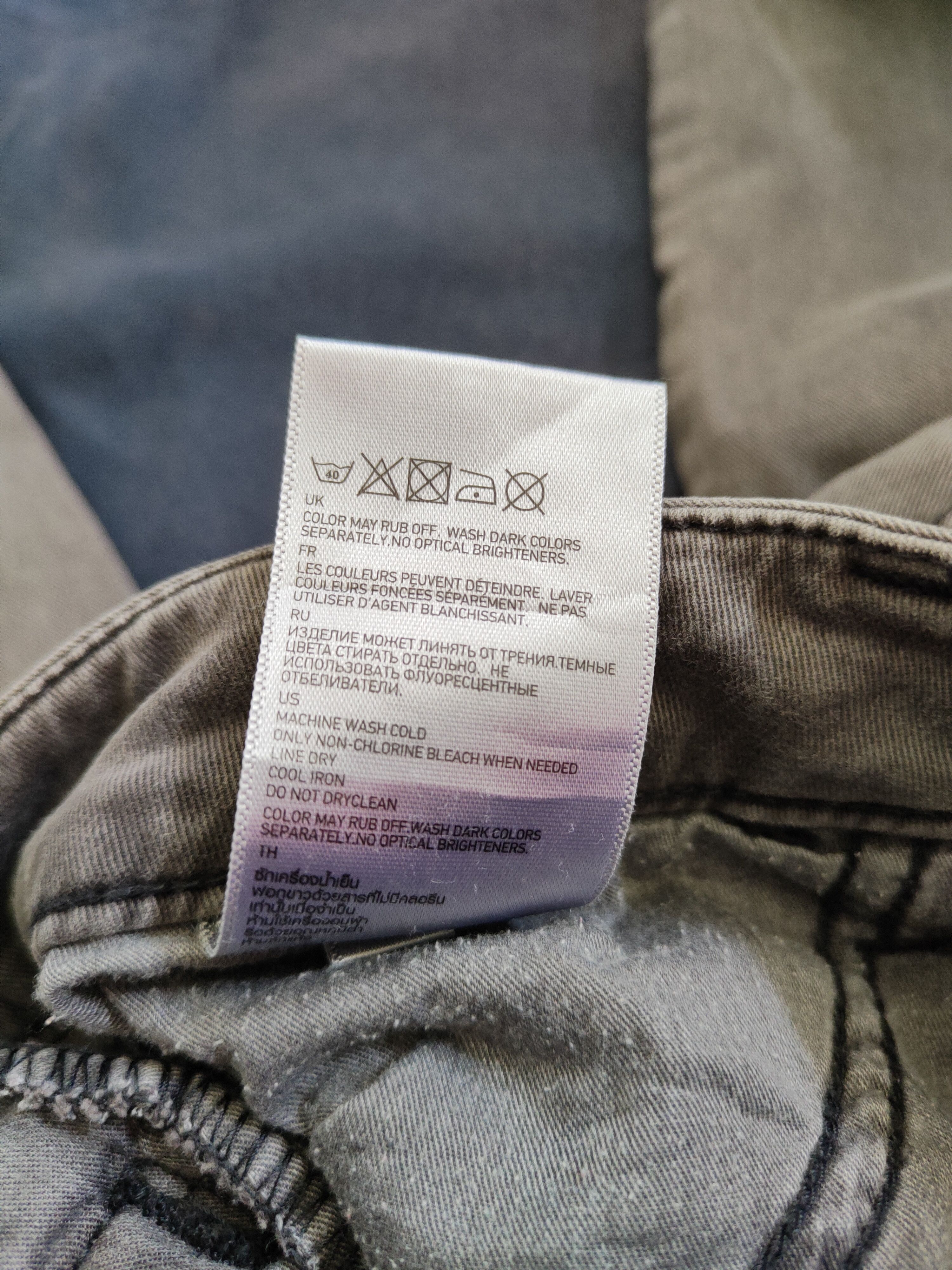 Japanese Brand × Vintage Uniqlo Grey Slimfit Multi Pocket Tactical Cargo Pants #5942 Size US 28 / EU 44 - 13 Thumbnail