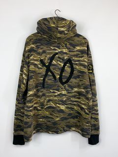 Puma x xo on sale hoodie