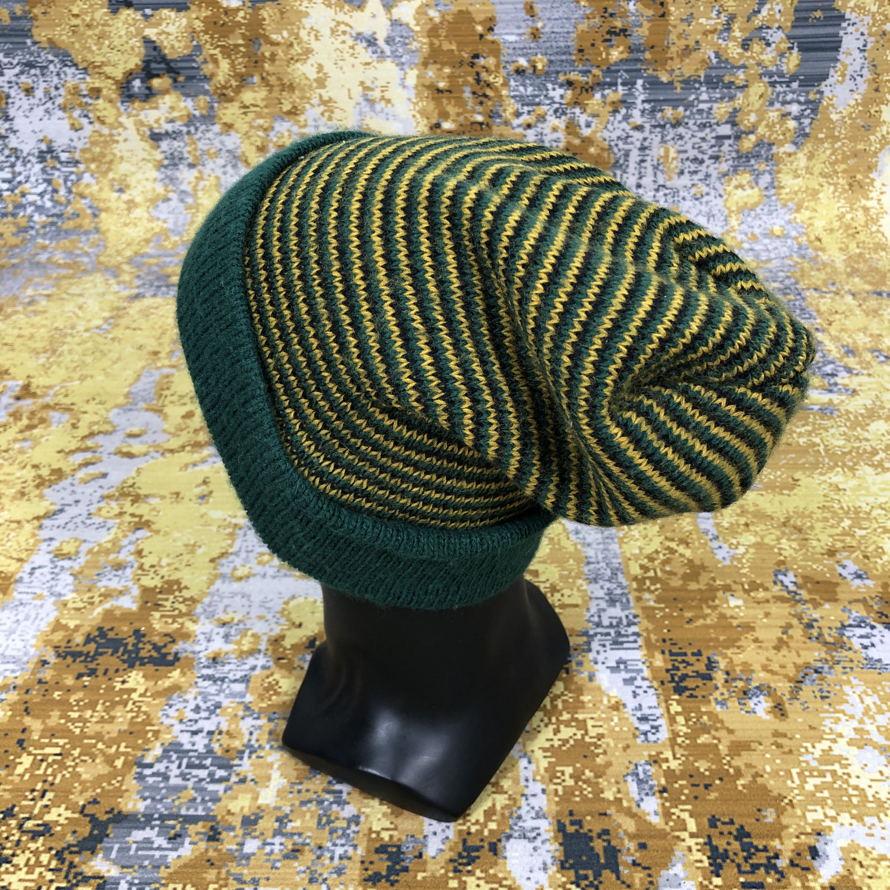 Vintage Vintage Unknown Stripe Beanie Hat B1995 Size ONE SIZE - 2 Thumbnail