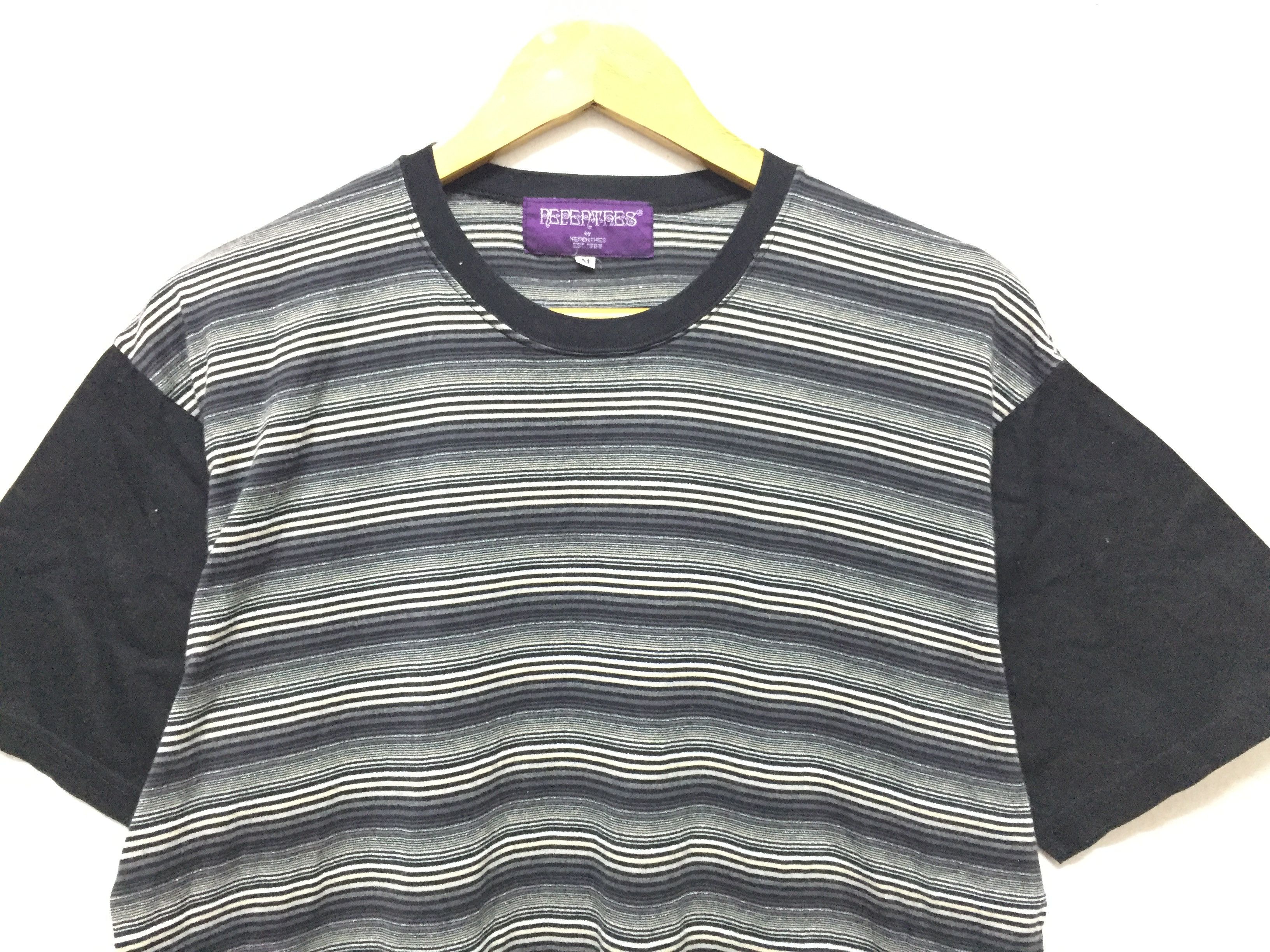 Needles × Nepenthes × South2 West8 90s Nepenthes purple label Blend tee Size US M / EU 48-50 / 2 - 3 Thumbnail