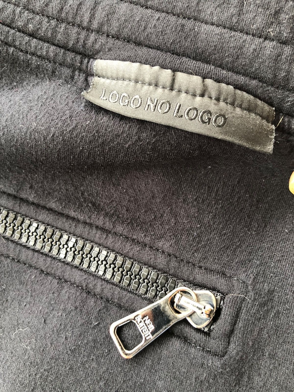 Neil Barrett GRAIL🔥AW20 Neil Barrett 🇮🇹 Side Zipper Skinny Fit Jogger Size US 32 / EU 48 - 6 Thumbnail