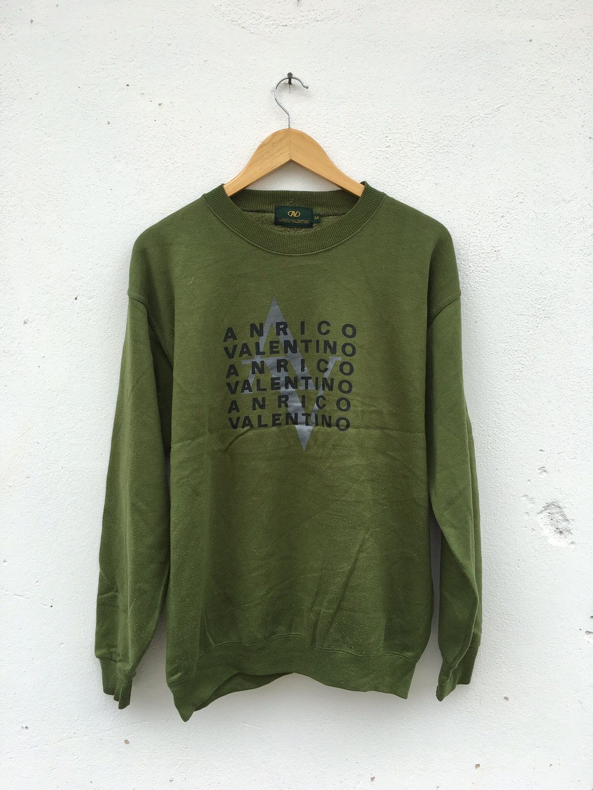 vintage 90s Anrico Valentino big logo spell out
