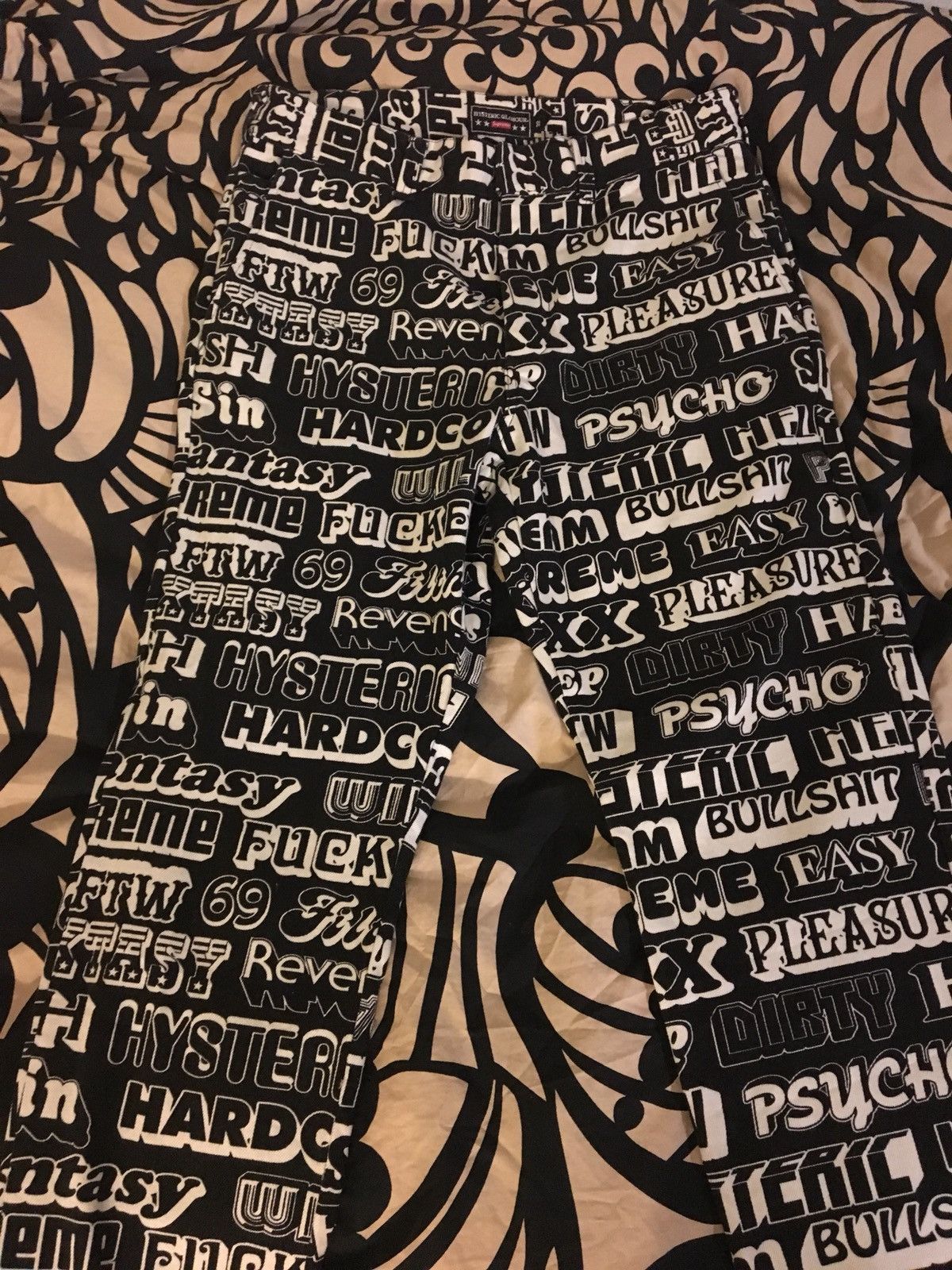 Hysteric Glamour Supreme Text Work Pant | Grailed