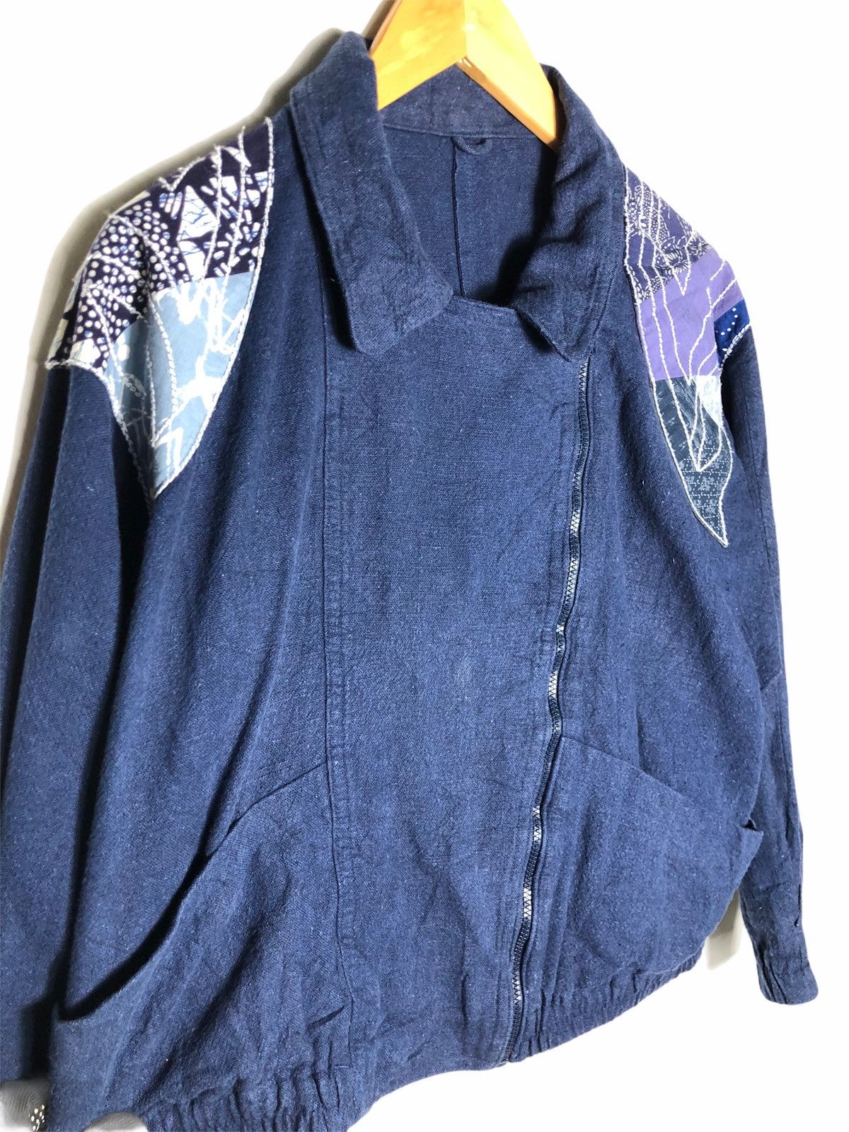 Beauty Beast Japanese Brand embroidered Butterfly Art big logo jacket Size US L / EU 52-54 / 3 - 2 Thumbnail