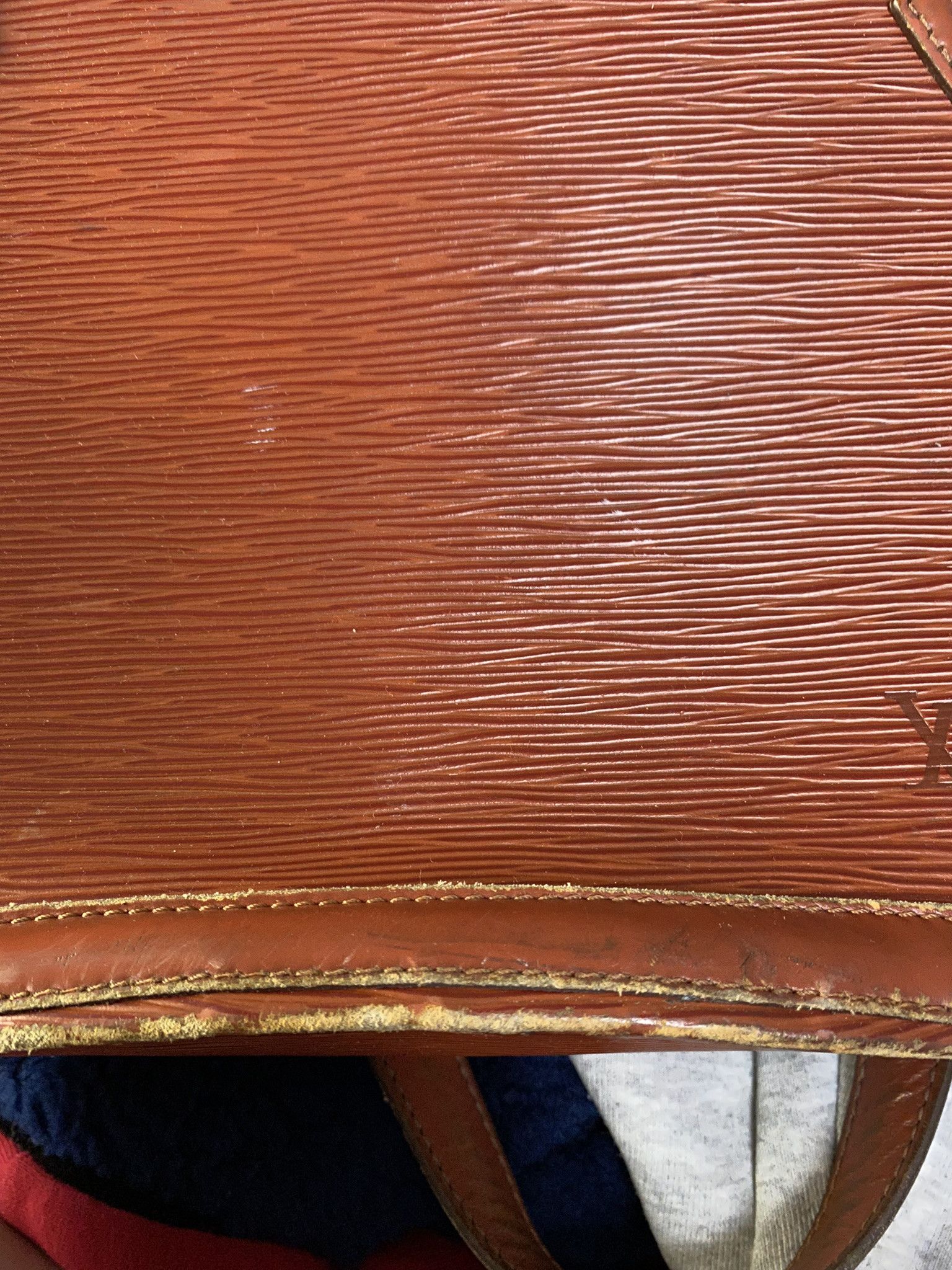 Louis Vuitton Louis Viutton 1999 vintage bag epi leather small logo Size ONE SIZE - 15 Thumbnail