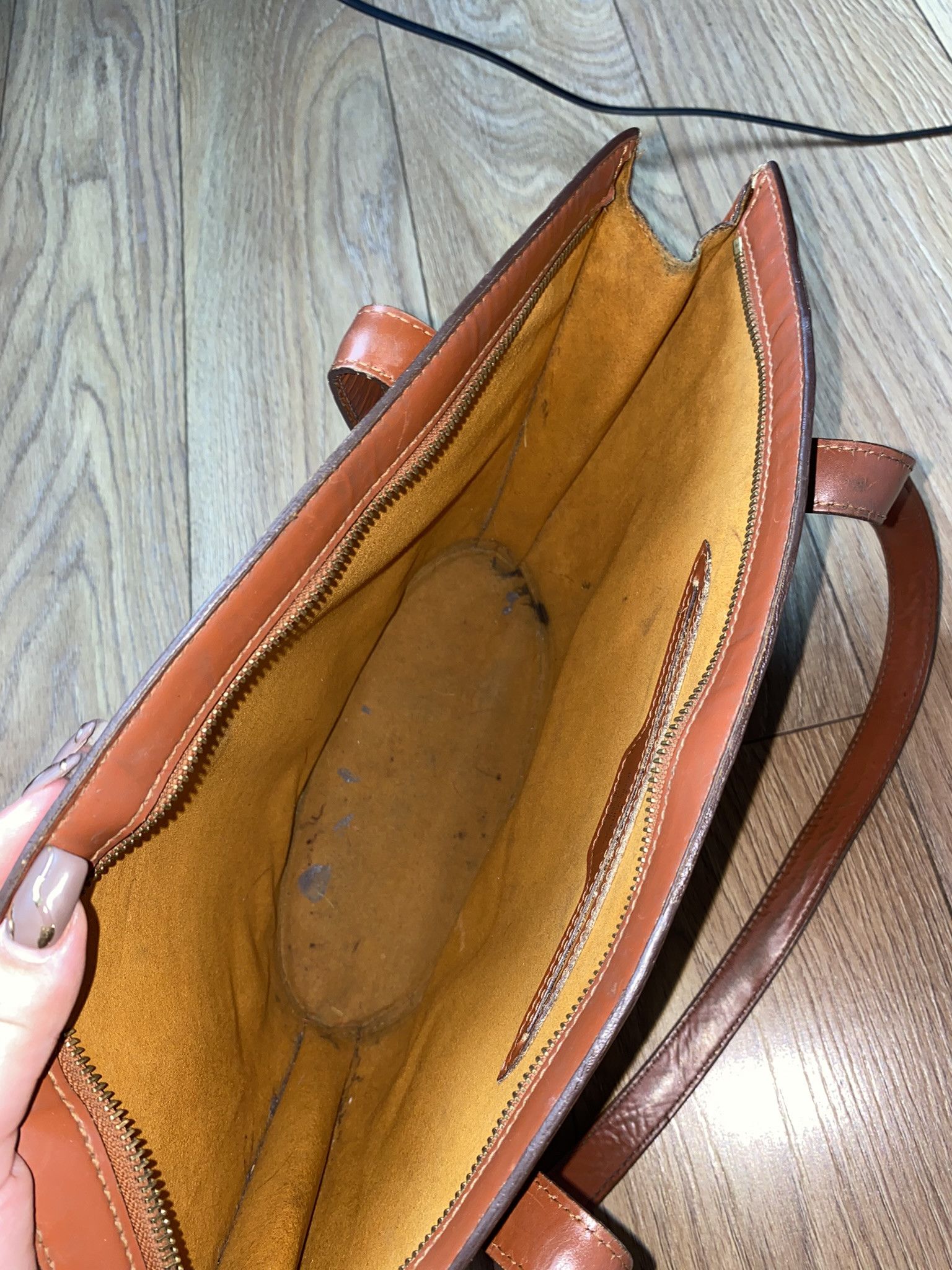 Louis Vuitton Louis Viutton 1999 vintage bag epi leather small logo Size ONE SIZE - 10 Thumbnail