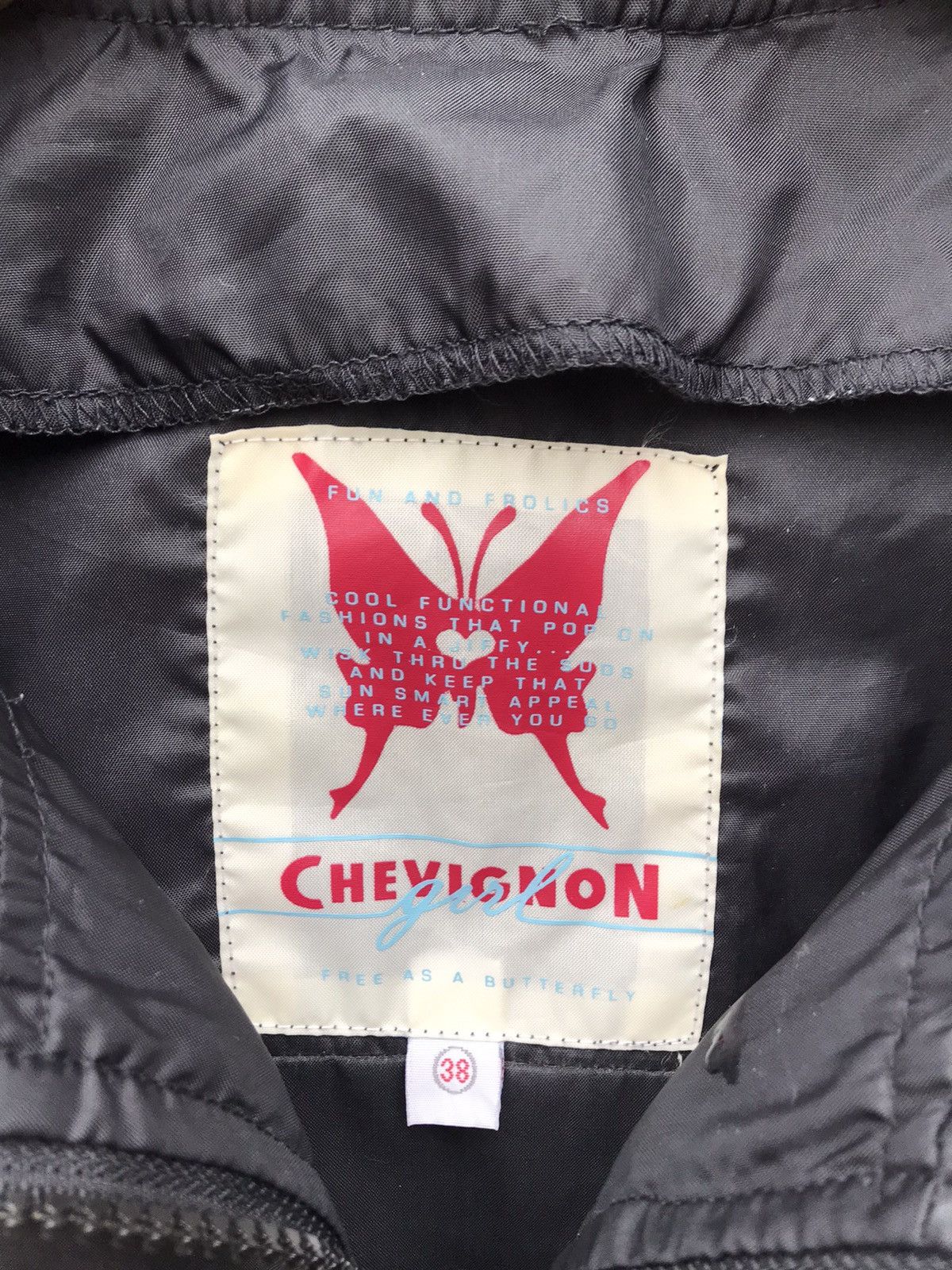 Chevignon Chevignon Anorak Hoodie Windbreaker Jacket ( 22”X25” ) Size L / US 10 / IT 46 - 2 Thumbnail