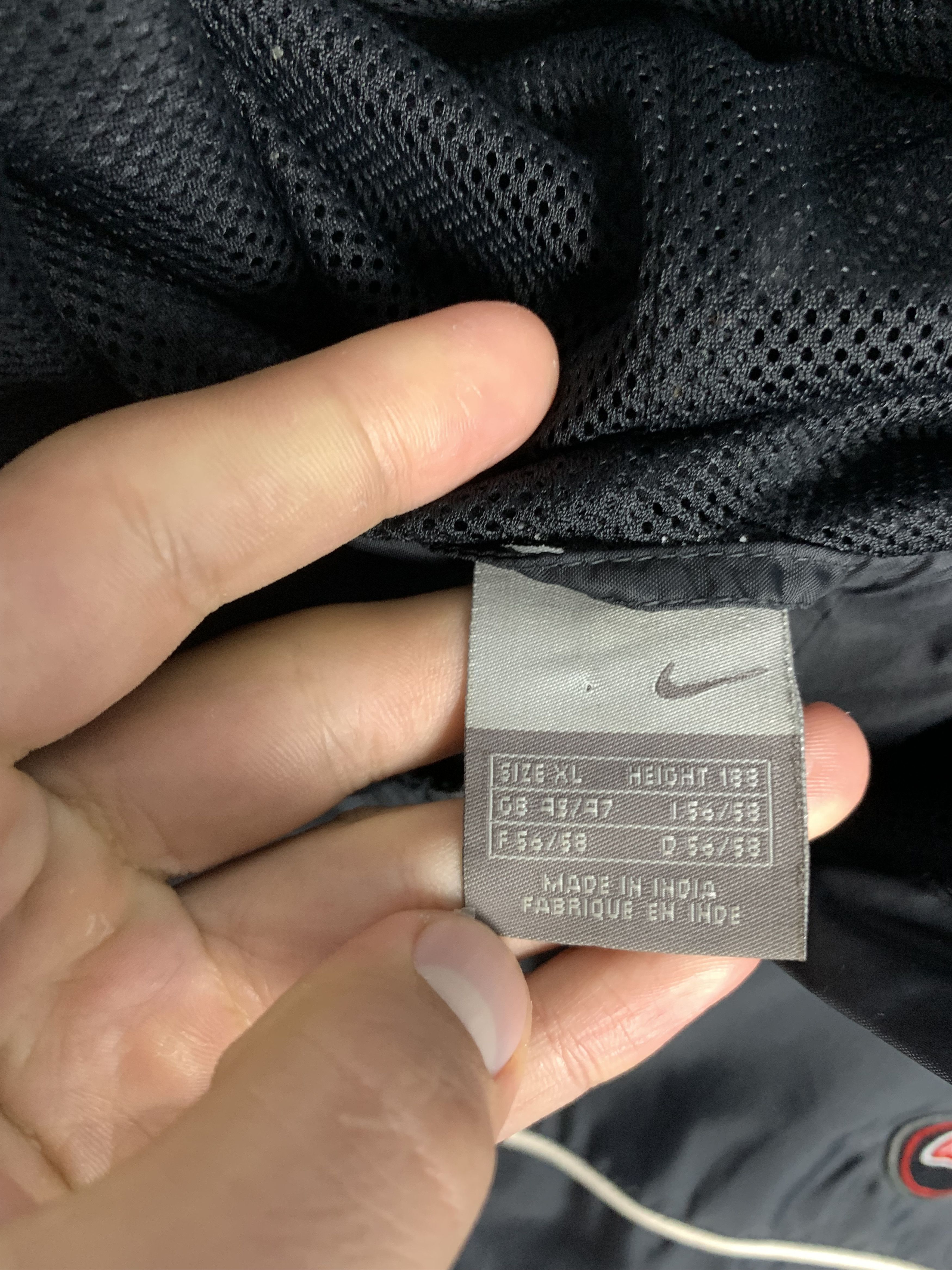 Nike Nike Vintage Mens Nylon Track Top Jacket Y2K Size US XL / EU 56 / 4 - 3 Thumbnail
