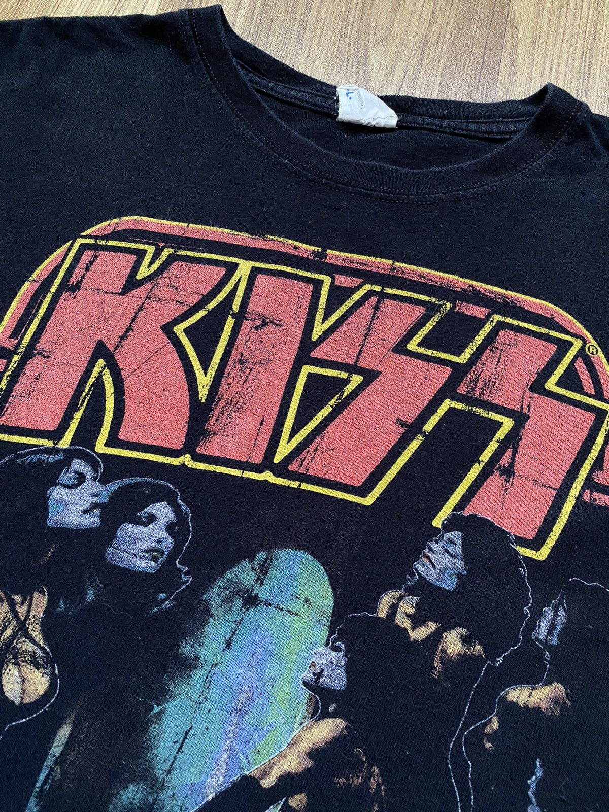 Band Tees Vintage Kiss Love Gun T Shirt Tee Guns N Roses Alice Cooper Size US L / EU 52-54 / 3 - 3 Thumbnail