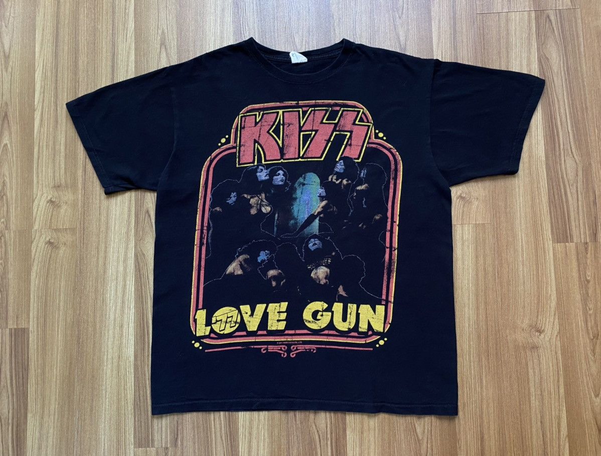 Band Tees Vintage Kiss Love Gun T Shirt Tee Guns N Roses Alice Cooper Size US L / EU 52-54 / 3 - 1 Thumbnail