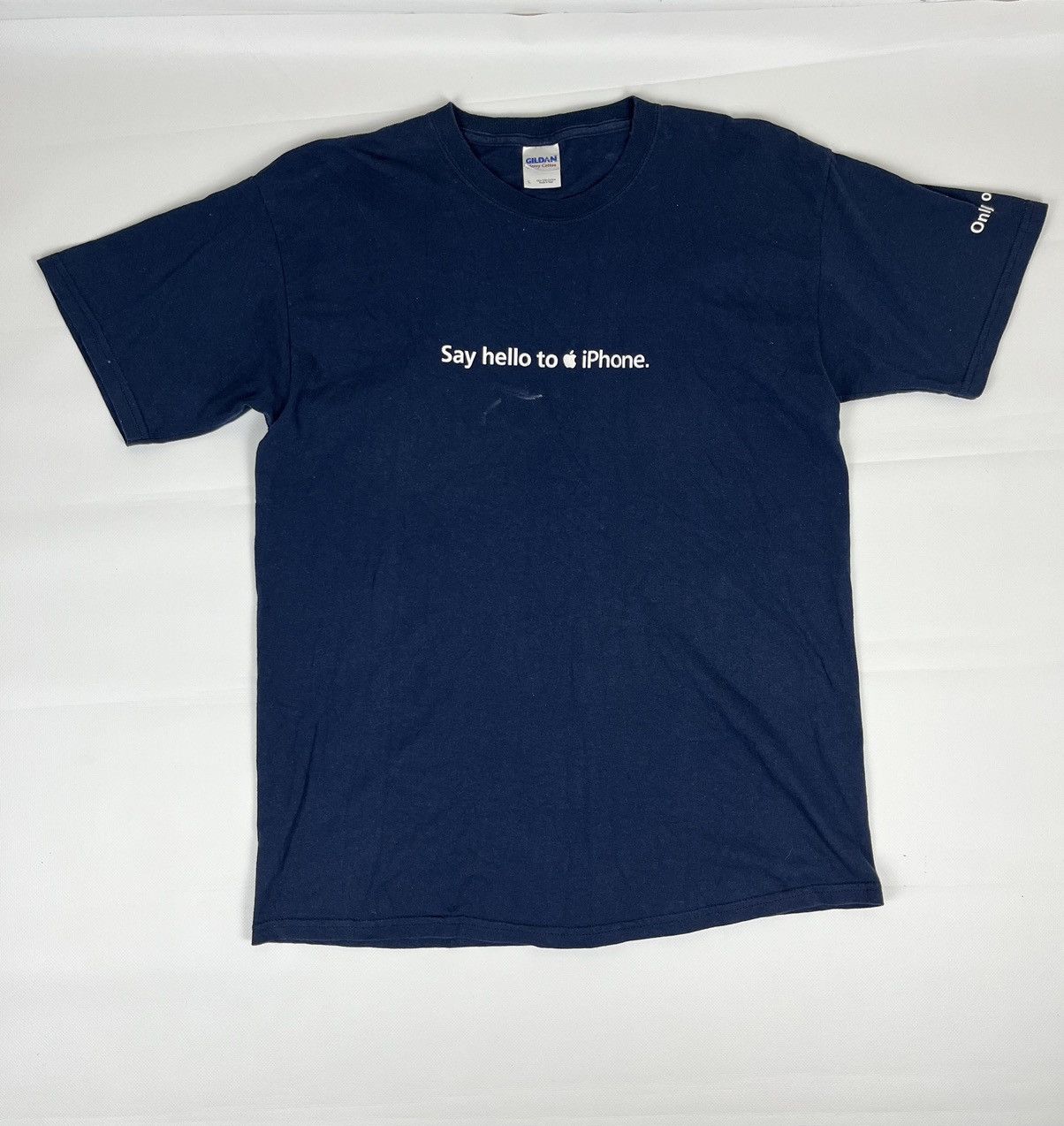Apple Apple Vintage “Say HelloTo IPhone” 00s Y2K Size US L / EU 52-54 / 3 - 1 Thumbnail
