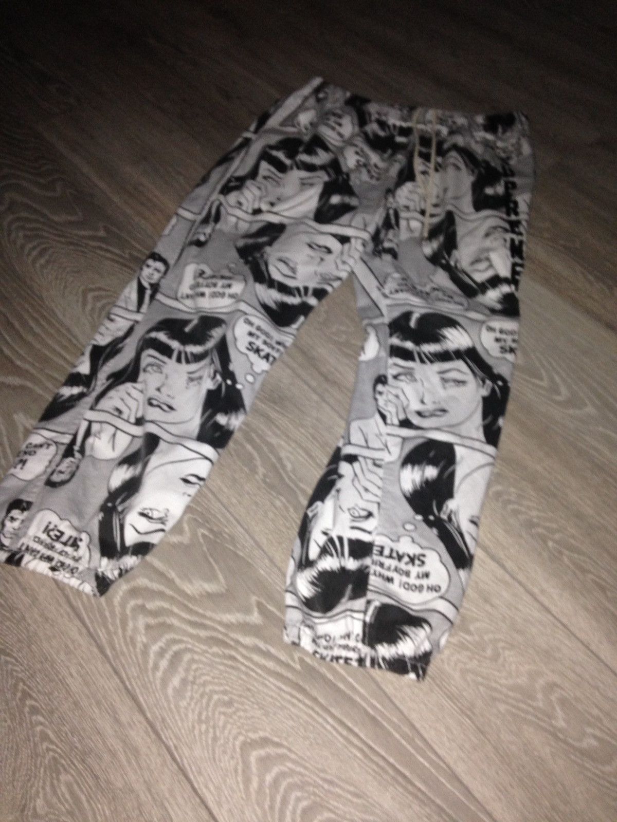 Thrasher x store supreme pants