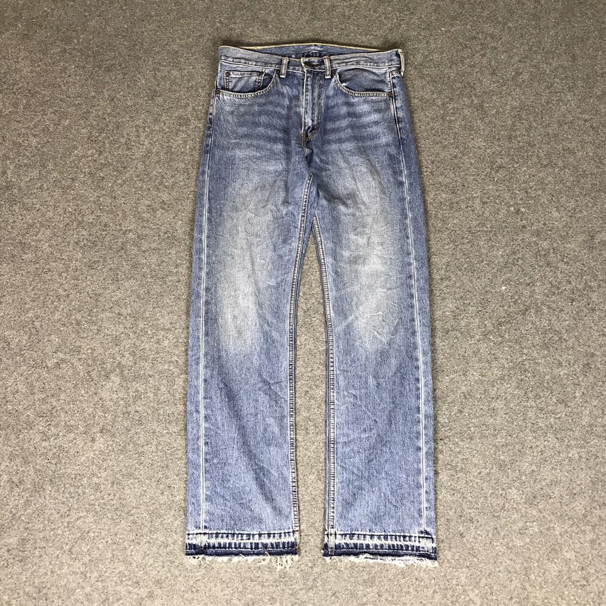 image of Distressed Denim x Levis Beautiful Faded Levis 505 Jeans Light Washed Rusty Denim in Light Blue (Si