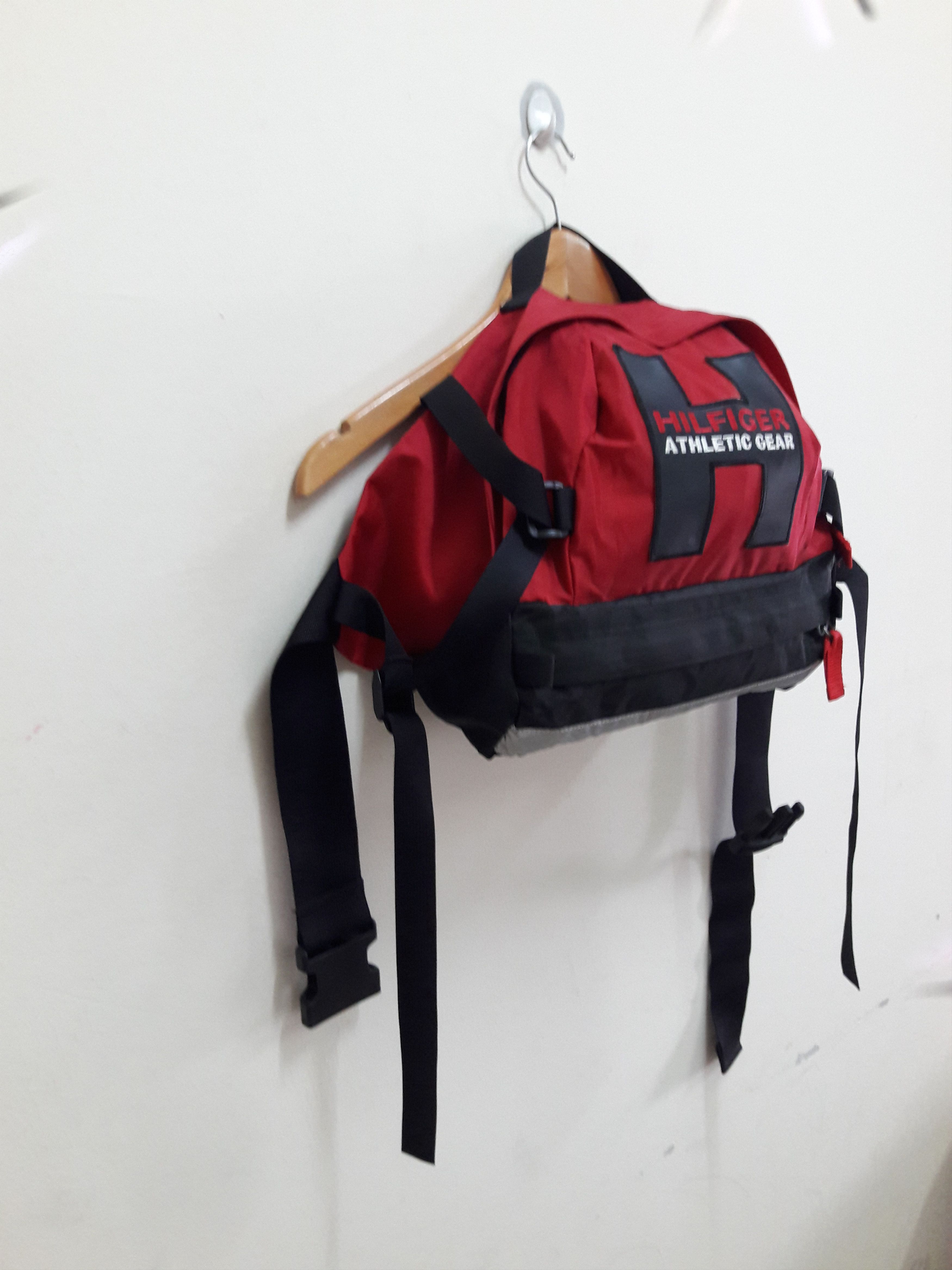 Tommy Hilfiger Vintage 90s Tommy Hilfiger Athletic Gear big logo porch bag Size ONE SIZE - 3 Thumbnail