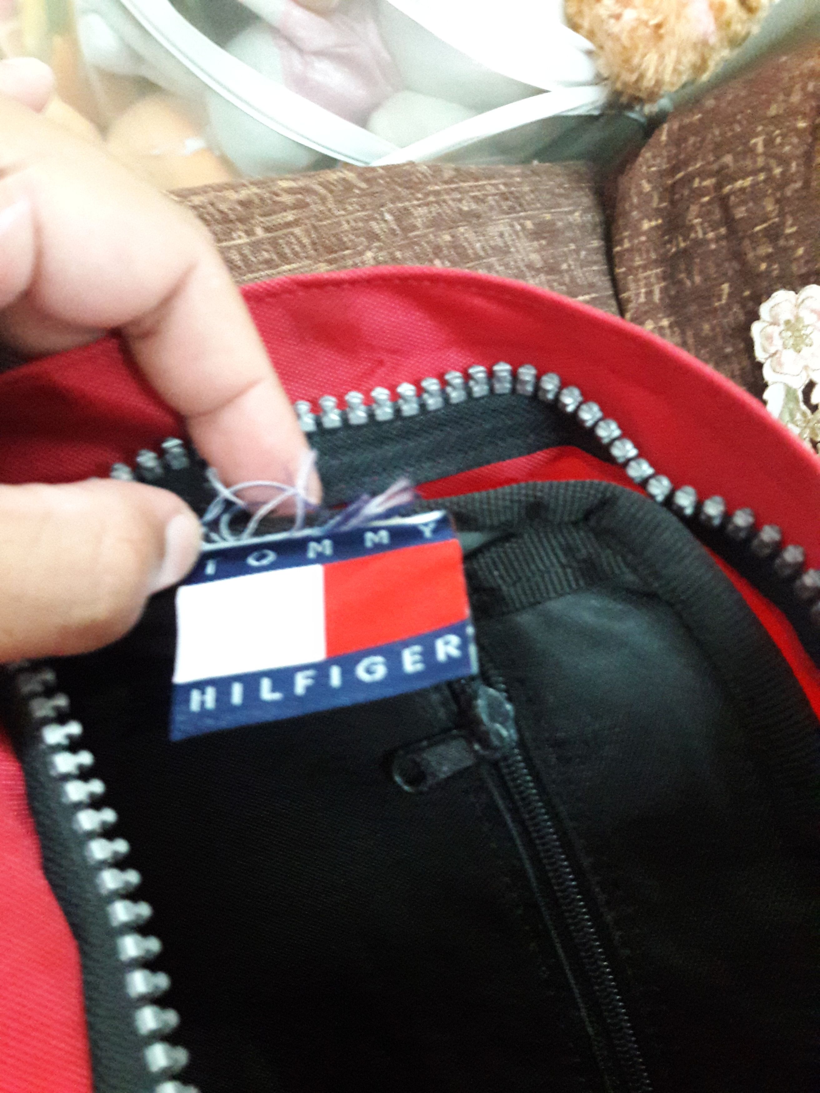 Tommy Hilfiger Vintage 90s Tommy Hilfiger Athletic Gear big logo porch bag Size ONE SIZE - 10 Thumbnail