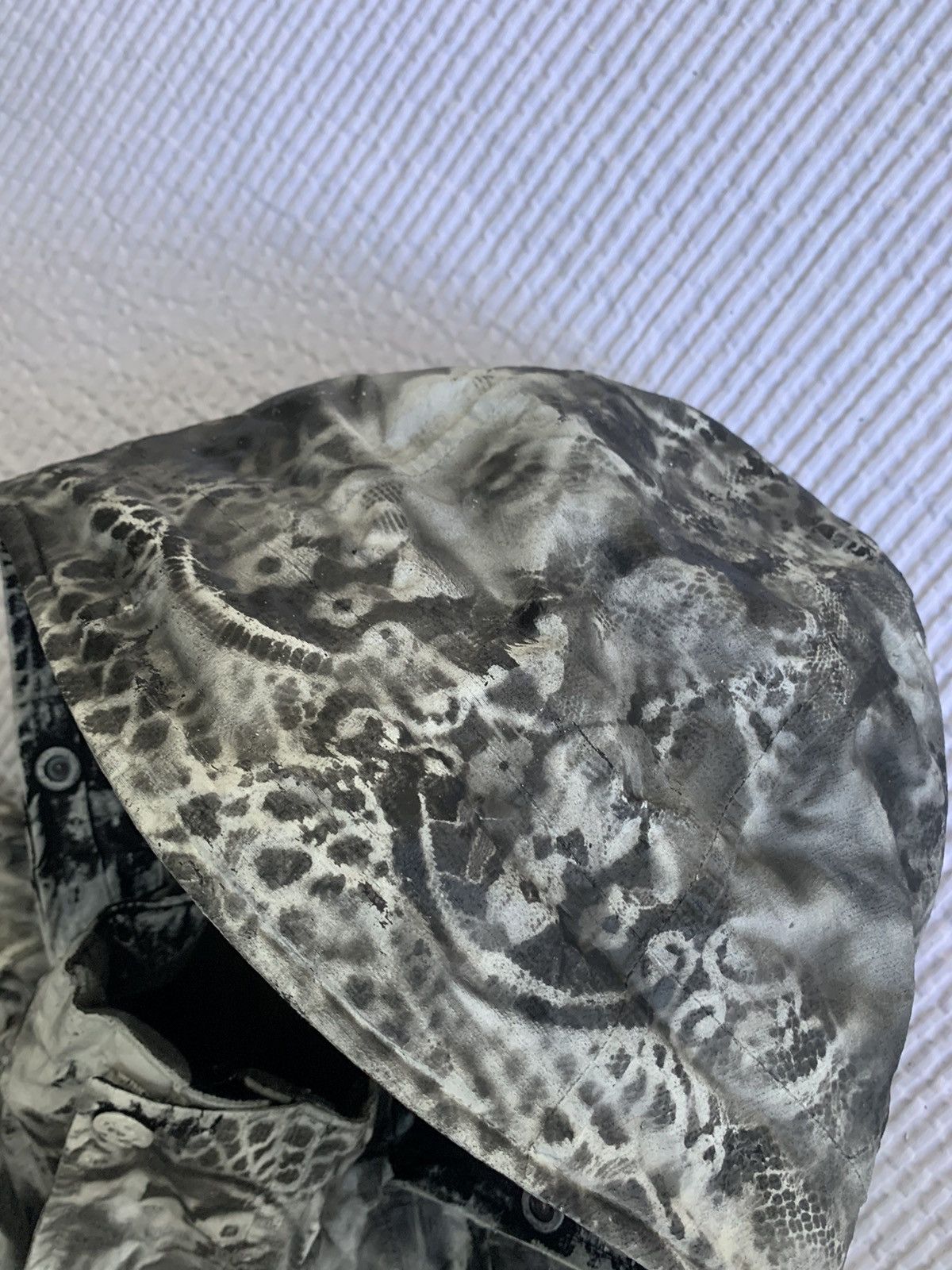 Handmade Perfect Painted Parka Size US L / EU 52-54 / 3 - 17 Thumbnail