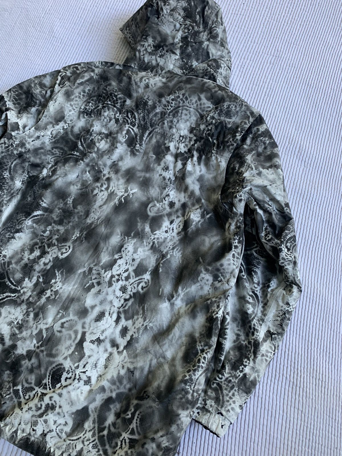 Handmade Perfect Painted Parka Size US L / EU 52-54 / 3 - 23 Thumbnail