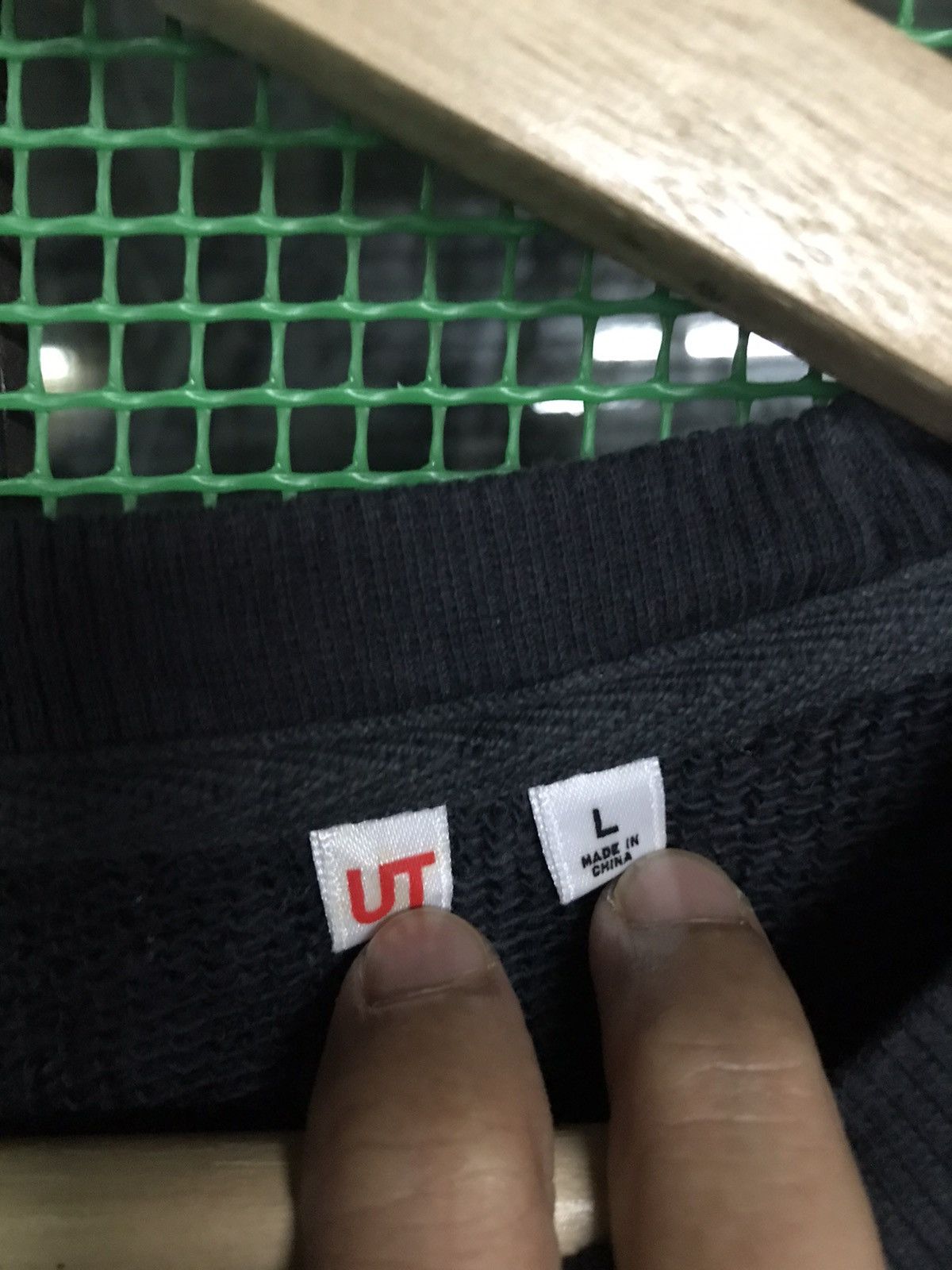 Uniqlo Wellen Surf Sweatshirt Crewneck Pullover Size US L / EU 52-54 / 3 - 4 Thumbnail