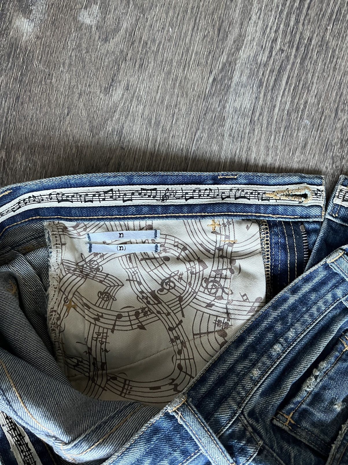 Number (N)ine Number Nine SS 08 Honeycomb lighter pain denim